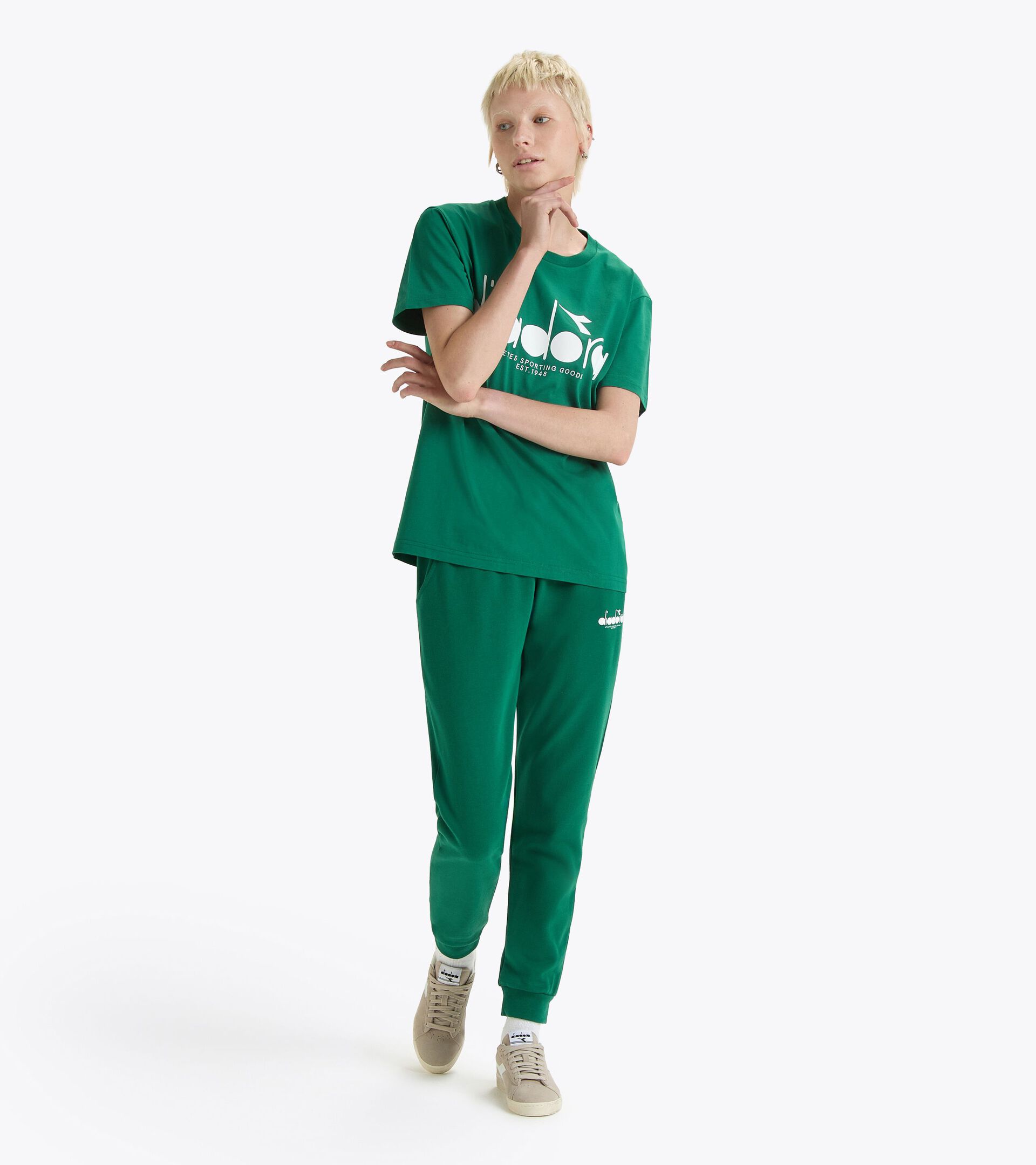 Camiseta - Para todos los g&eacute;neros T-SHIRT SS LOGO VERDE VENTURINA - Diadora