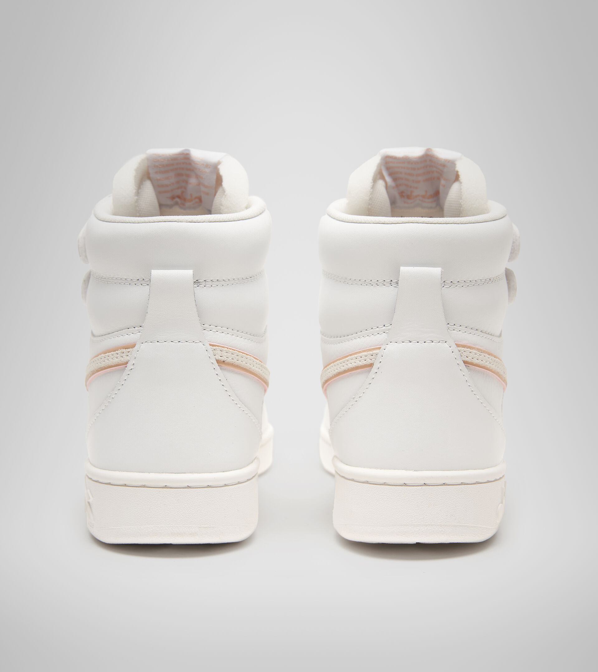 Sports shoes - Women MAGIC BASKET MID LEATHER WN WHITE - Diadora