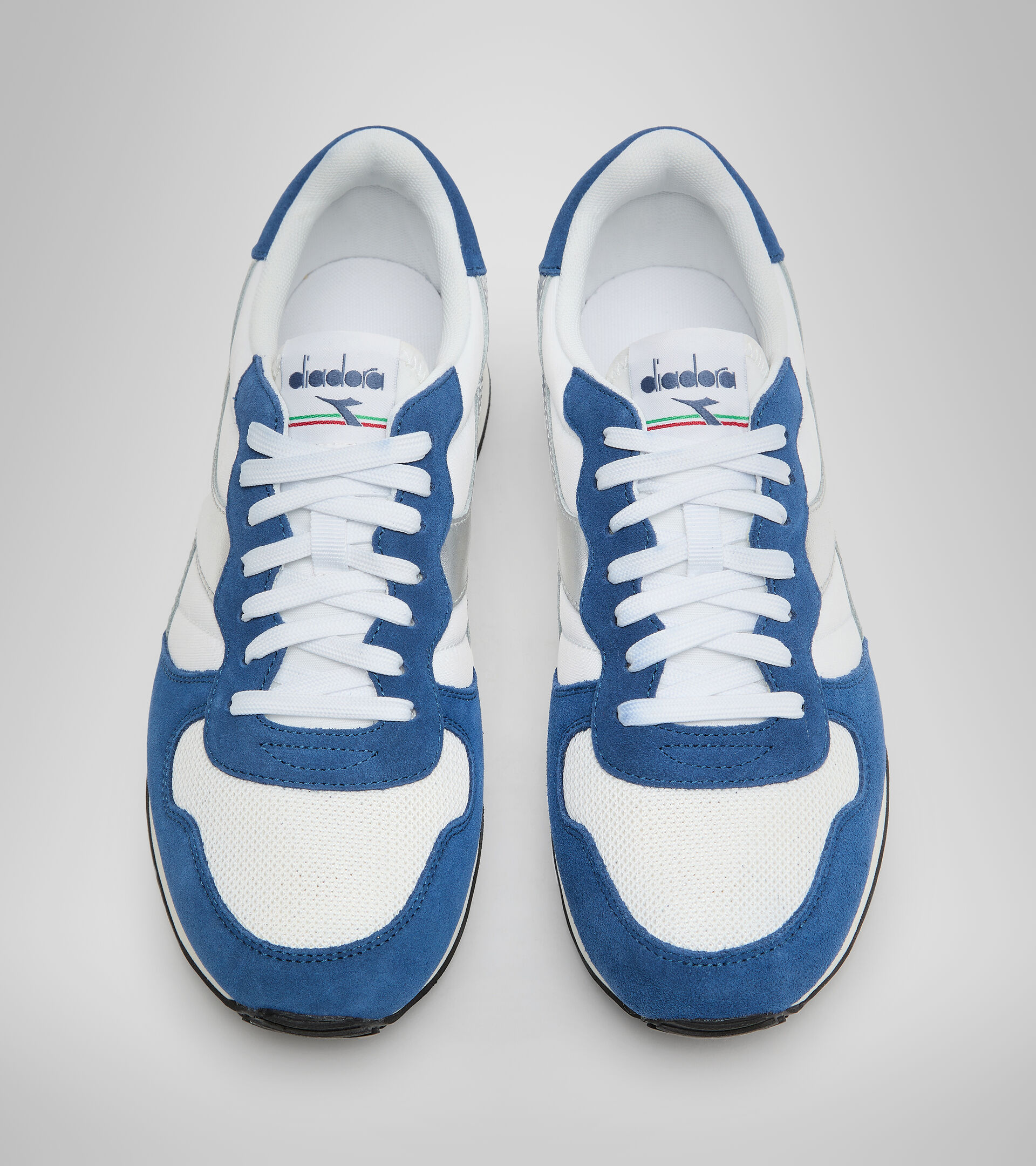 Sports shoe - Unisex CAMARO METAL WHITE/DUTCH BLUE - Diadora