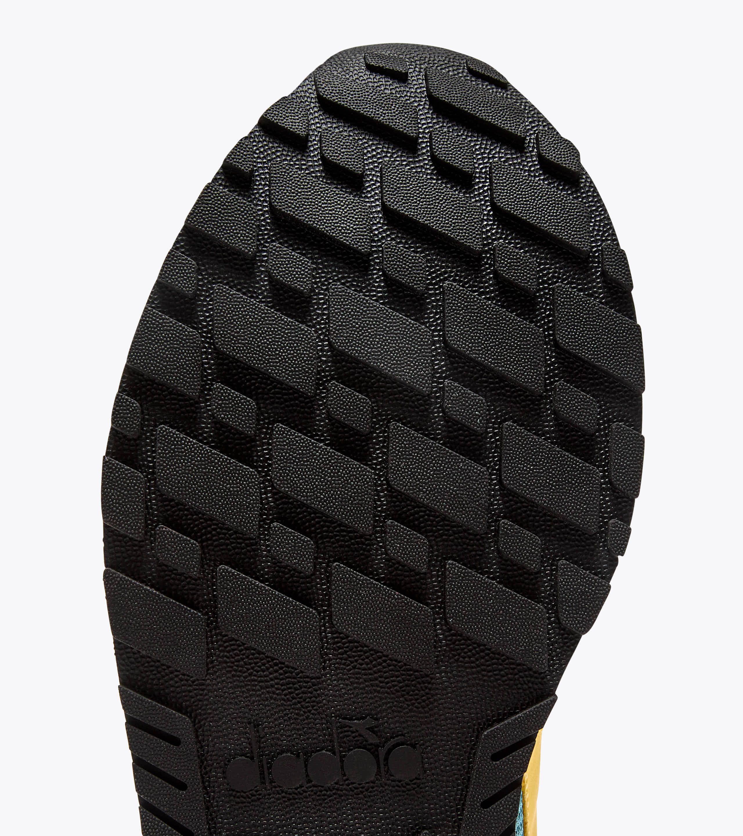 CAMARO M2 Suede leather sneaker - All-gender - Diadora Online Store US