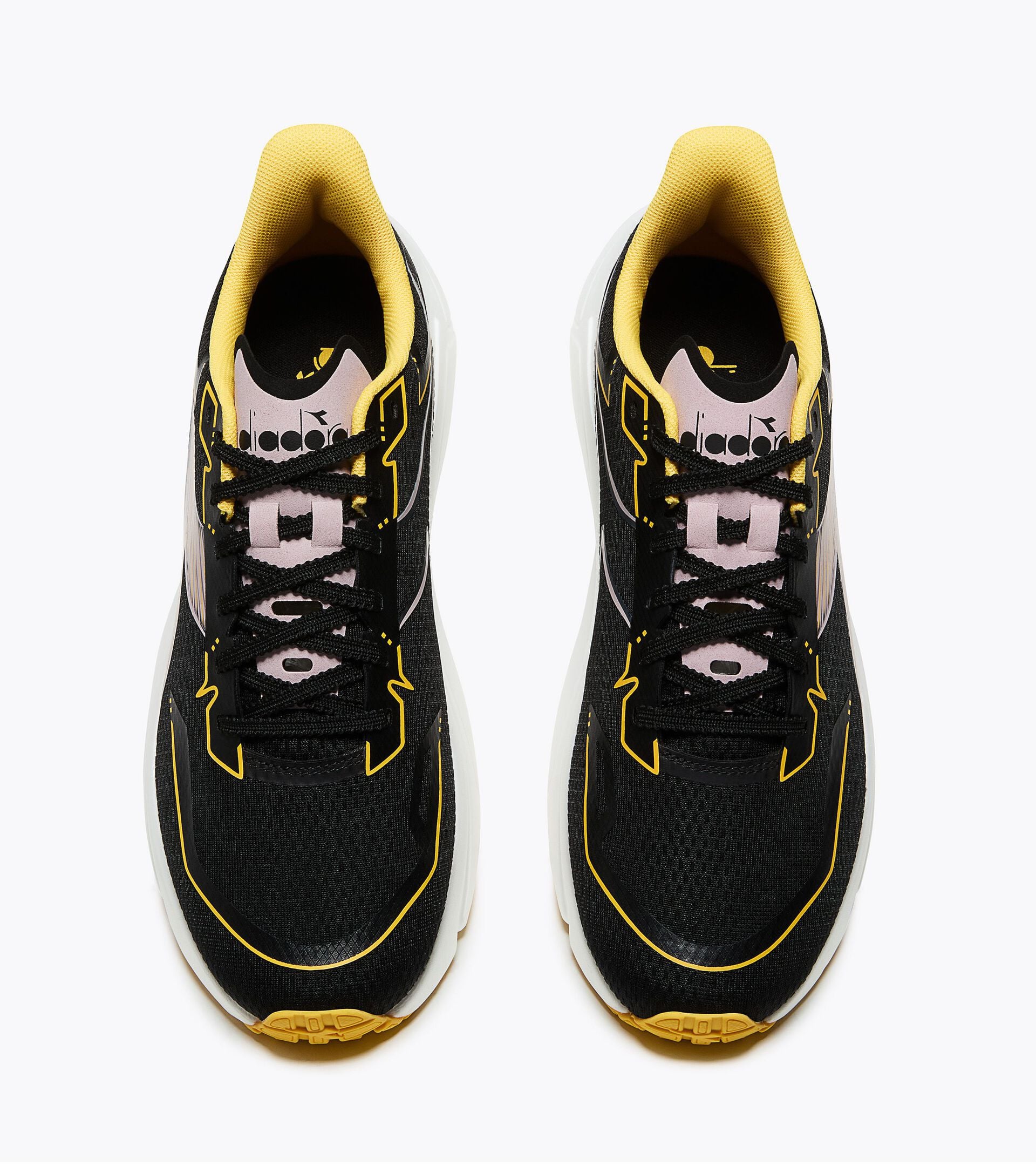 Running shoe - Lightness and reactivity - Men&rsquo;s FREQUENZA 2 BLACK /DAFFODIL - Diadora