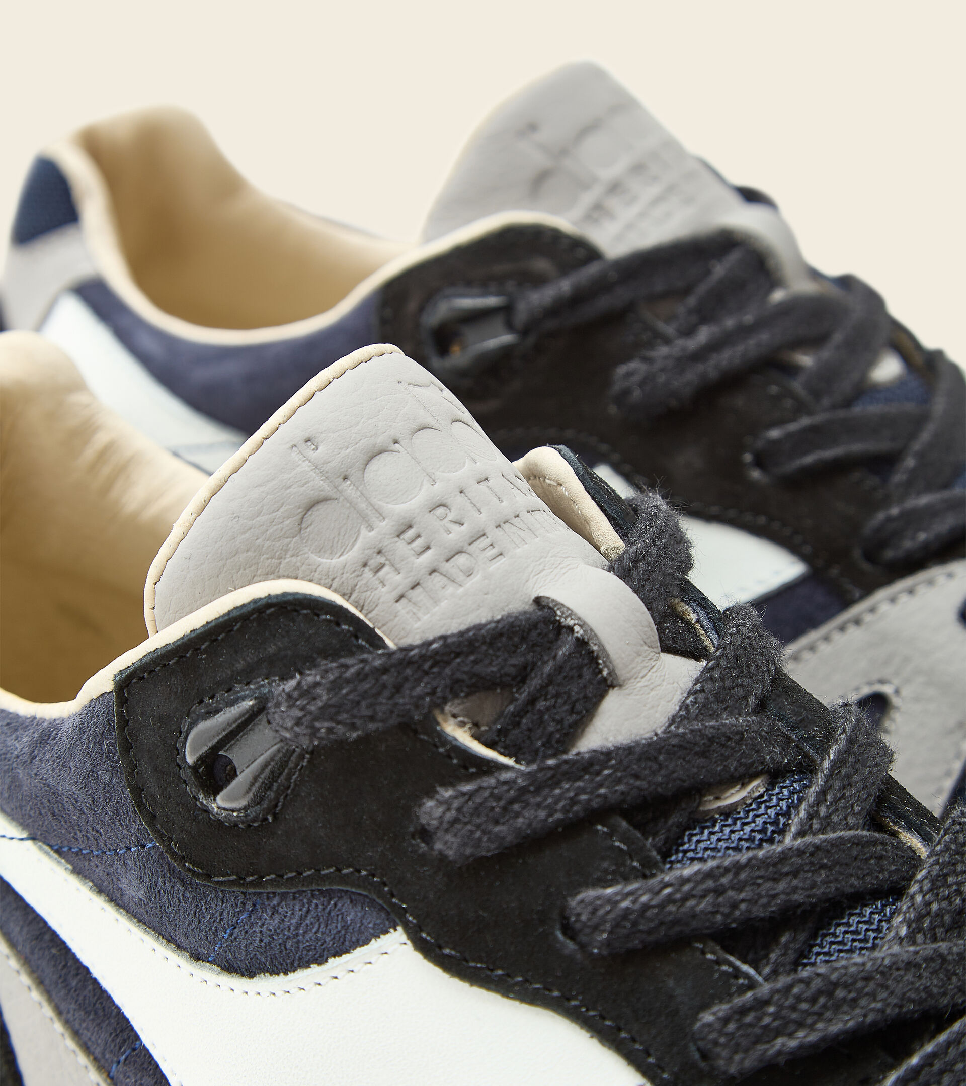 Made in Italy Heritage shoe - Unisex N9000 ITALIA CLASSIC NAVY - Diadora