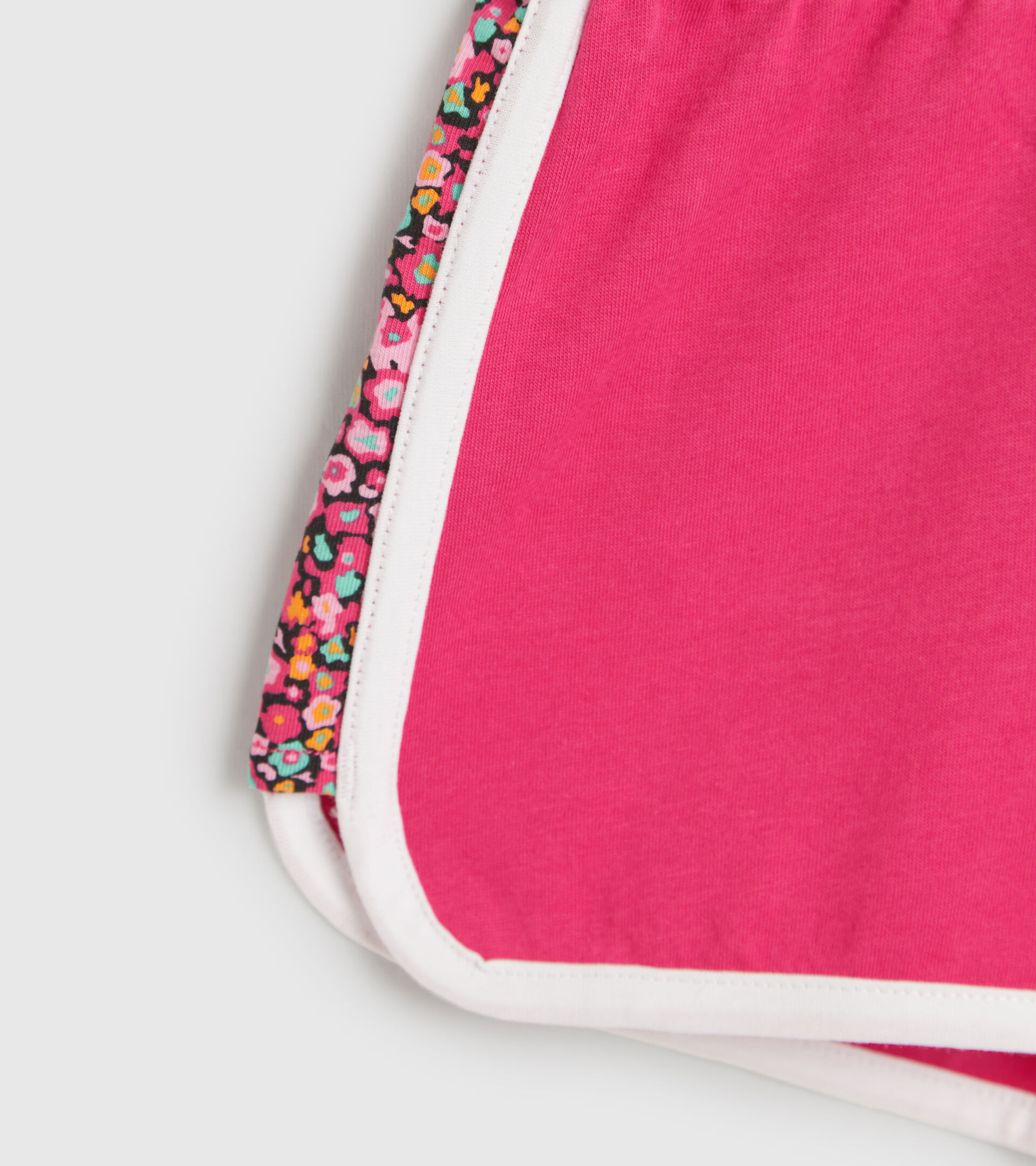 Cotton sports shorts - Girls JG.SHORT BLOSSOM SHOCKING PINK - Diadora