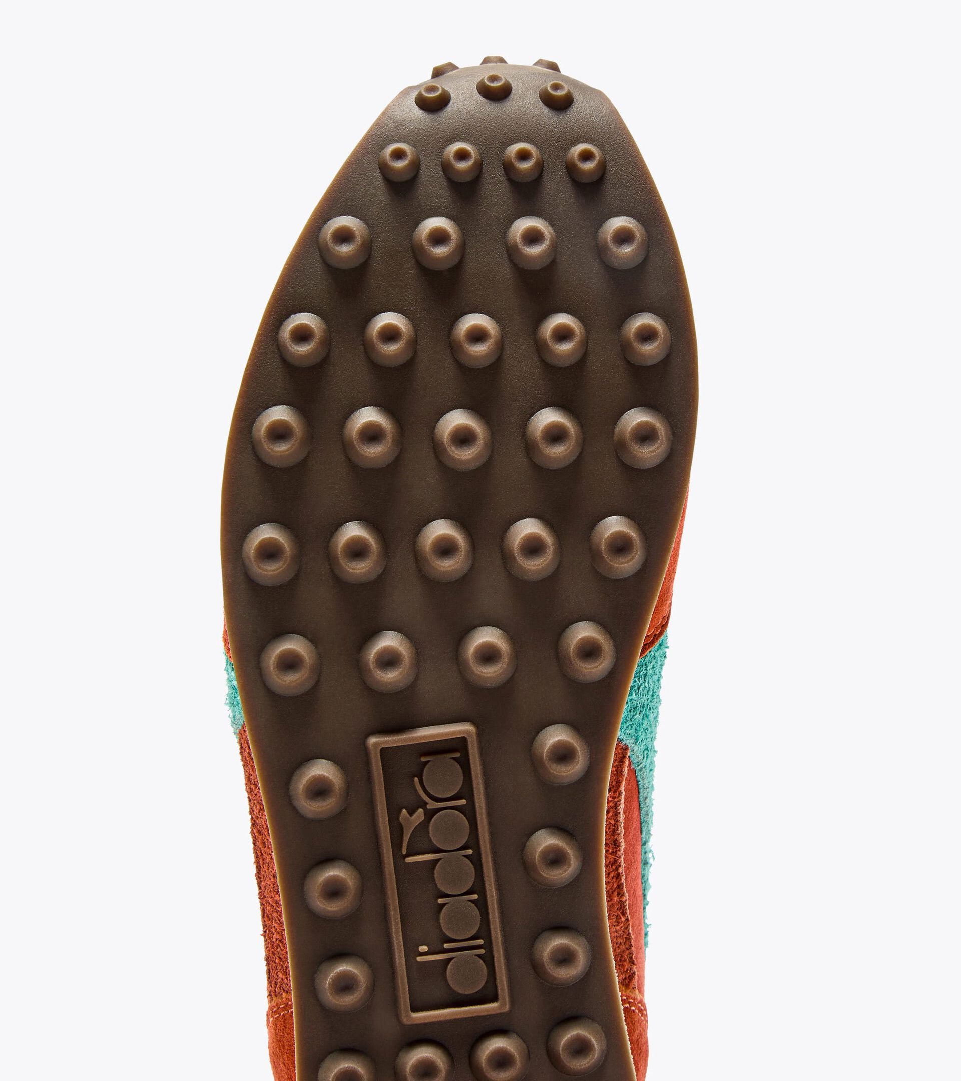 Low-profile sneaker - All-Gender RALLY S KOI - Diadora