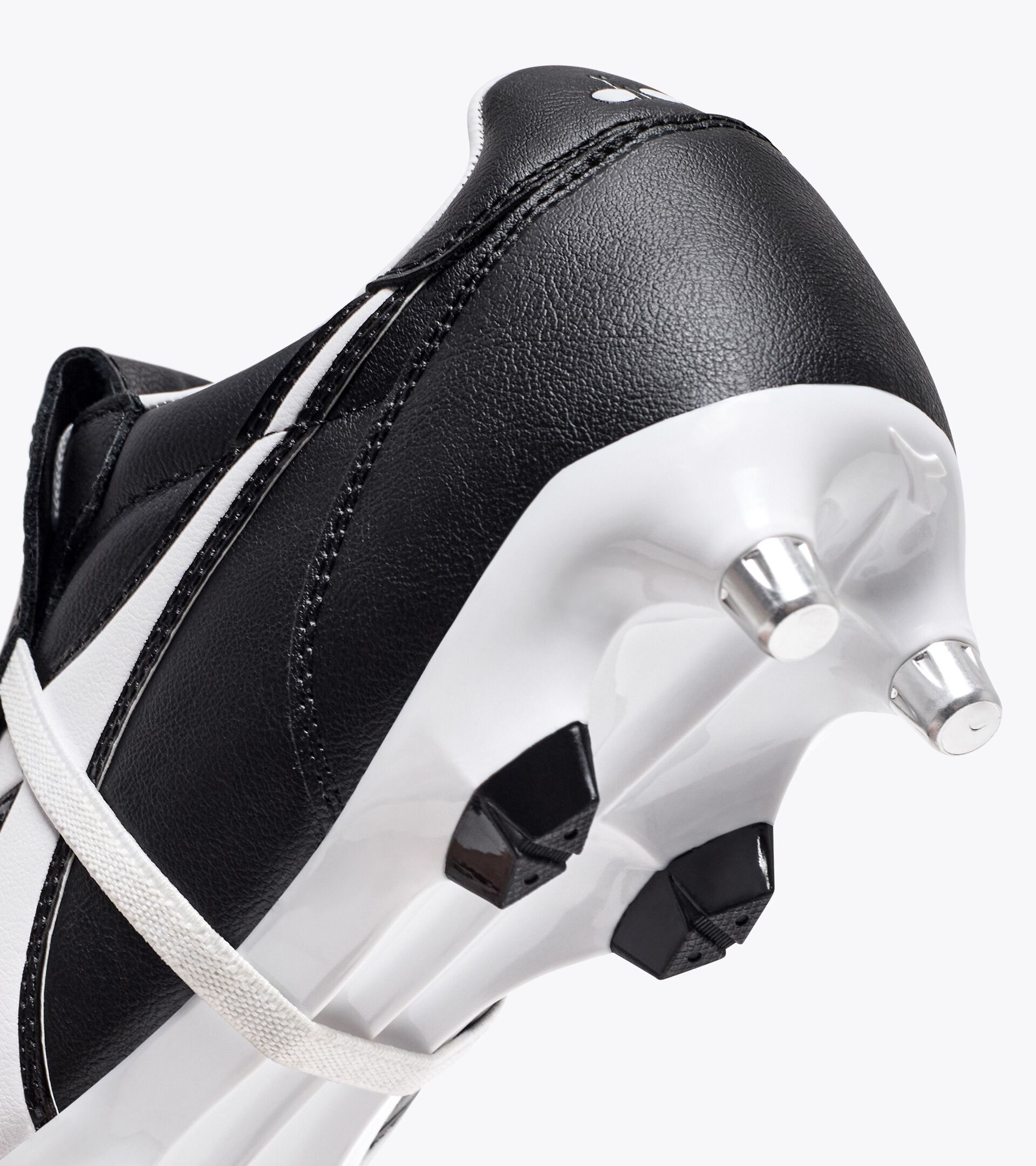 Calcio boots for soft and wet grounds BRASIL OG LT T MPH BLACK /WHITE - Diadora