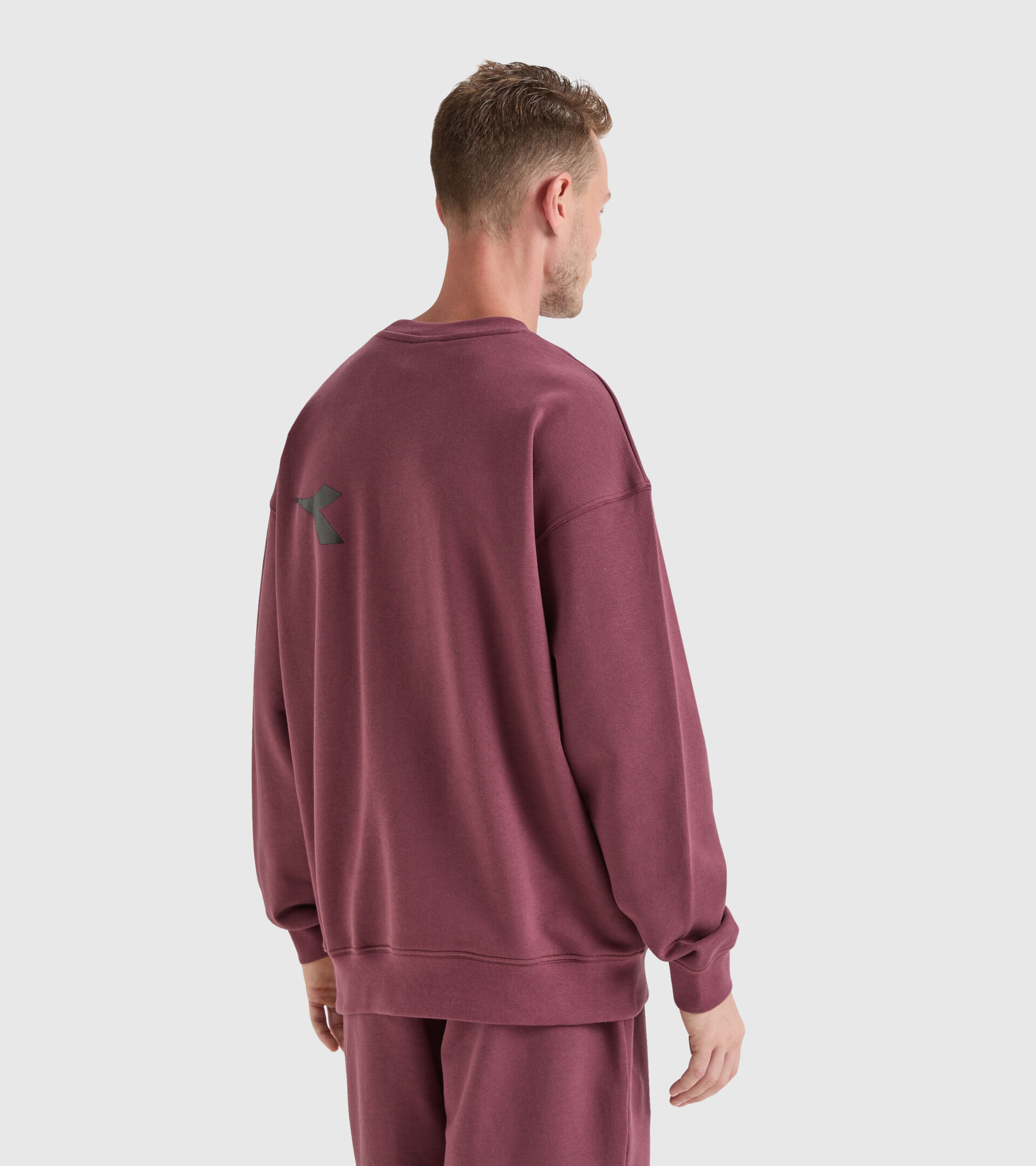 Cotton sweatshirt - Unisex SWEATSHIRT CREW MANIFESTO AFRICAN VIOLET - Diadora