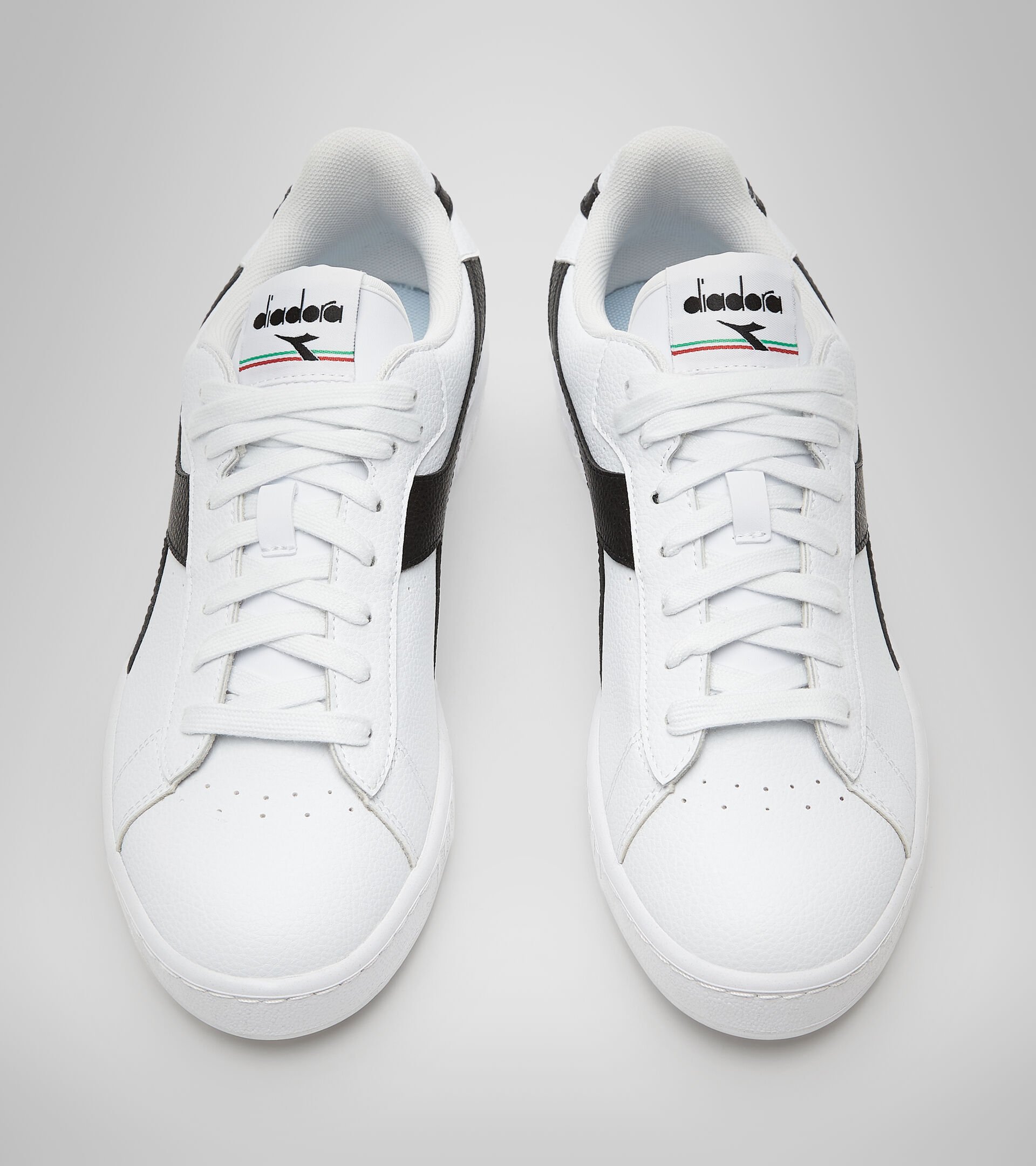 Chaussures de sportswear - Unisexe GAME L LOW 2030 BLANC/NOIR (C0351). - Diadora