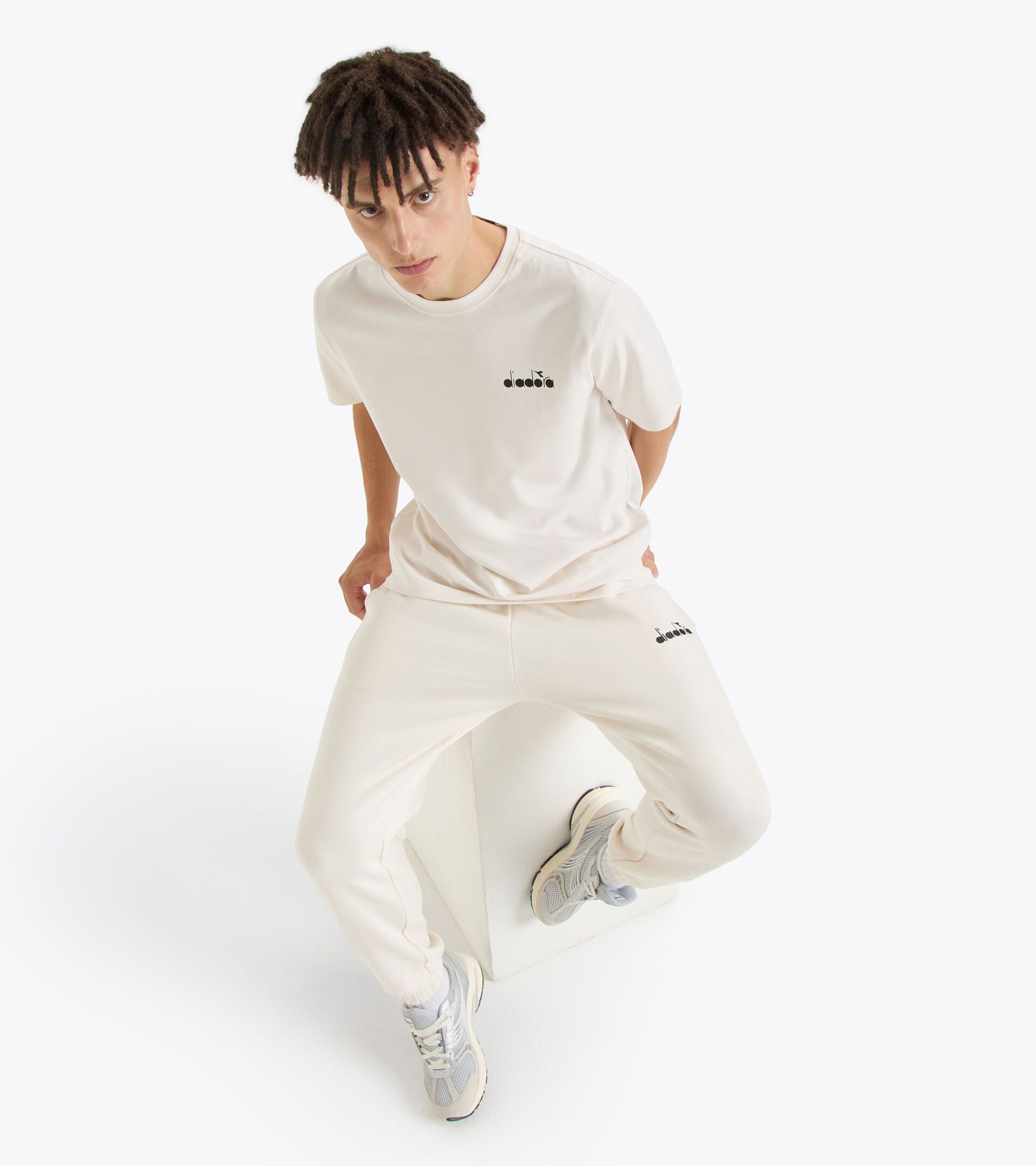 Sweatpants - All-Gender
 PANTS ROUTE WHITE ALYSSUM - Diadora
