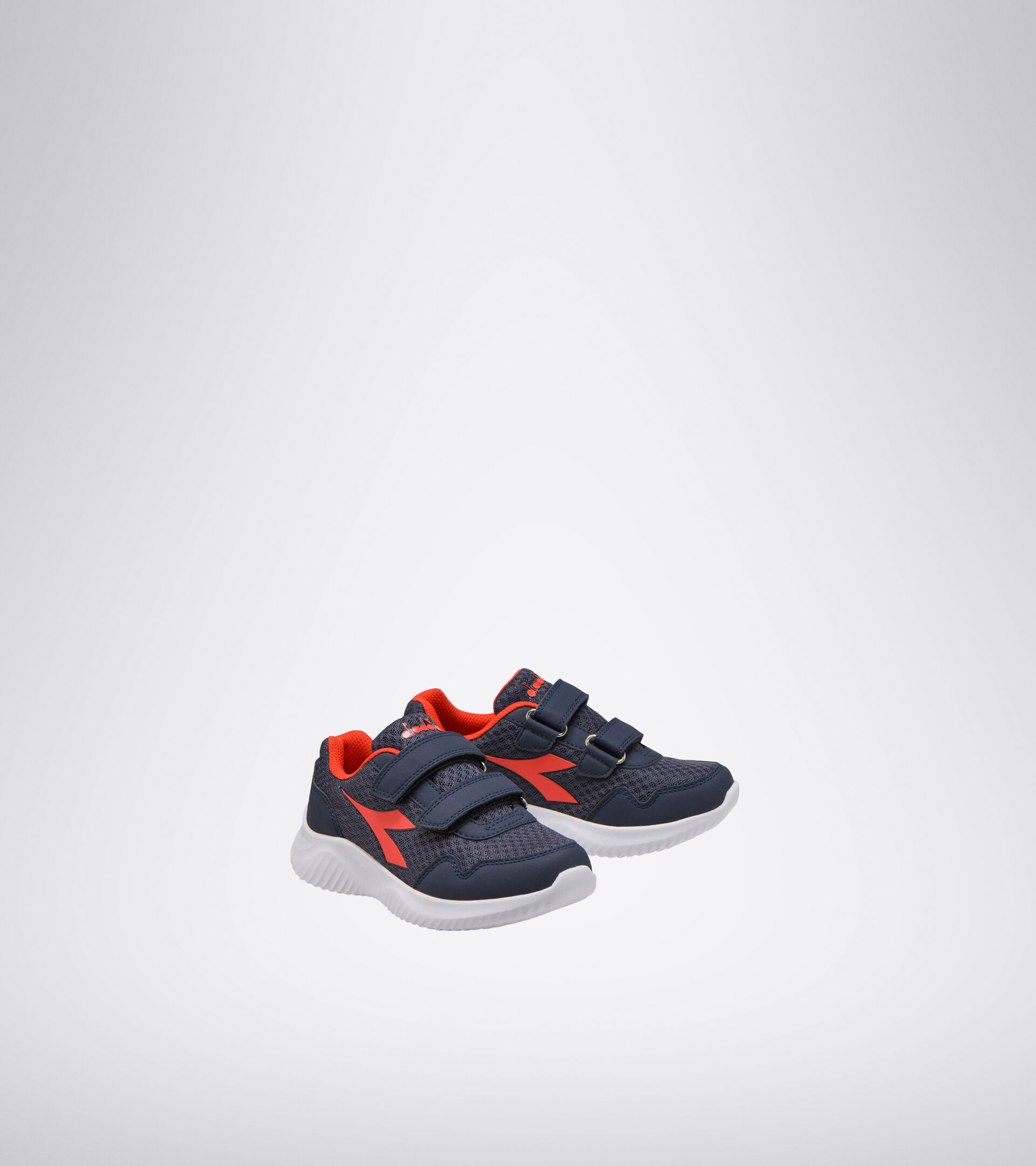 Footwear Sport BAMBINO ROBIN 2 JR V AZUL/ROJO (C7356) Diadora