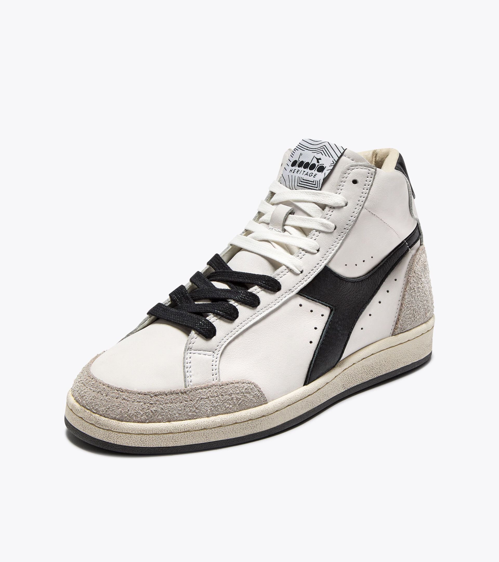 Heritage sneaker made from leather - All-gender
 PRESTIGE HIGH USED WHITE/BLACK - Diadora