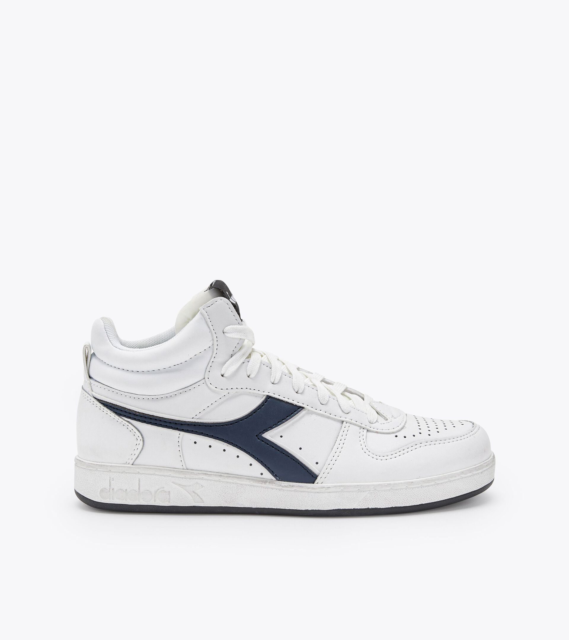 Sporty sneakers - Gender neutral MAGIC BASKET DEMI ICONA WHITE /BLUE CASPIAN SEA - Diadora