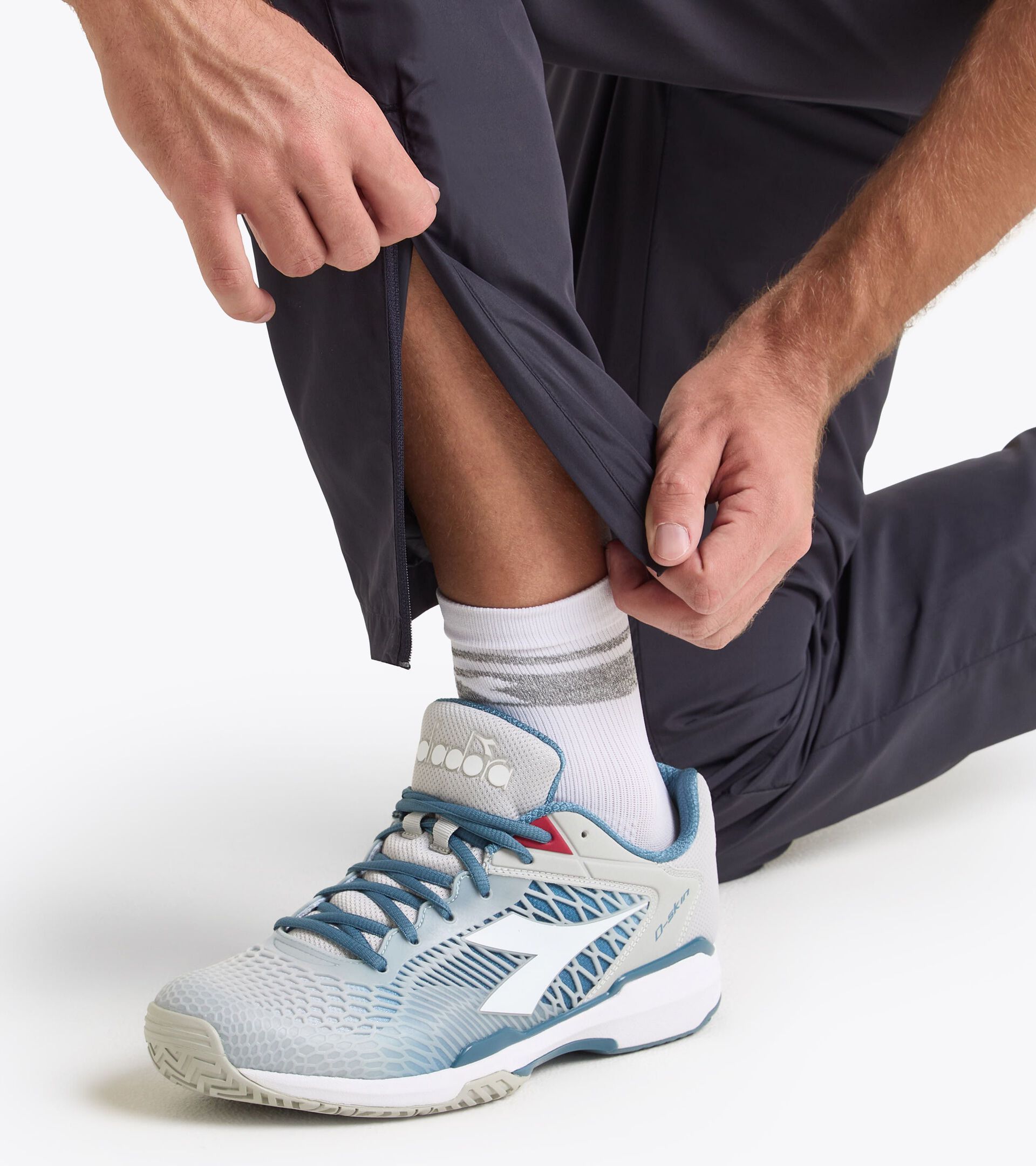 Pantalones de tenis - Hombre PANT COURT HIERRO NUEVE - Diadora