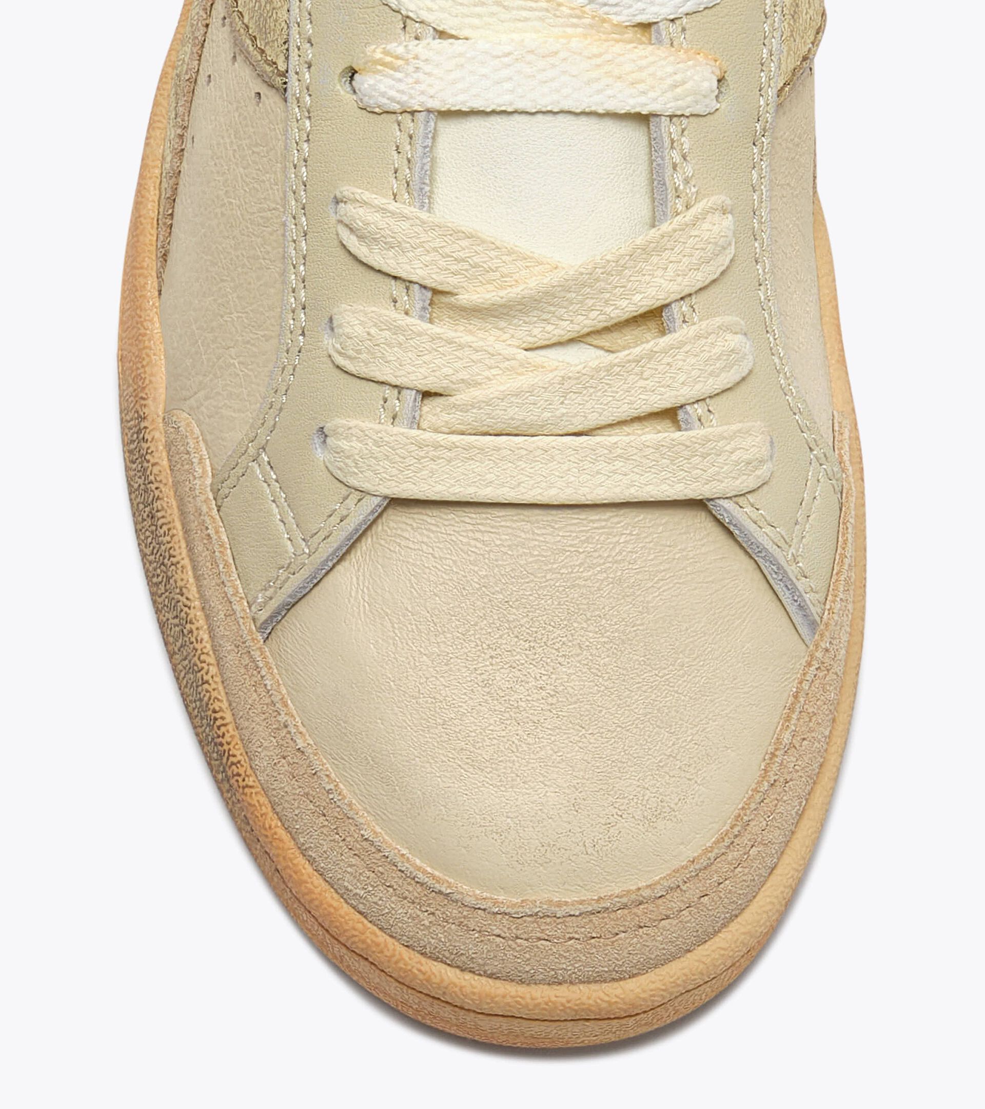 Sneakers Heritage en cuir - Made in Italy - Pour tous les genres
 PRESTIGE AGED ITALIA OR VIF - Diadora