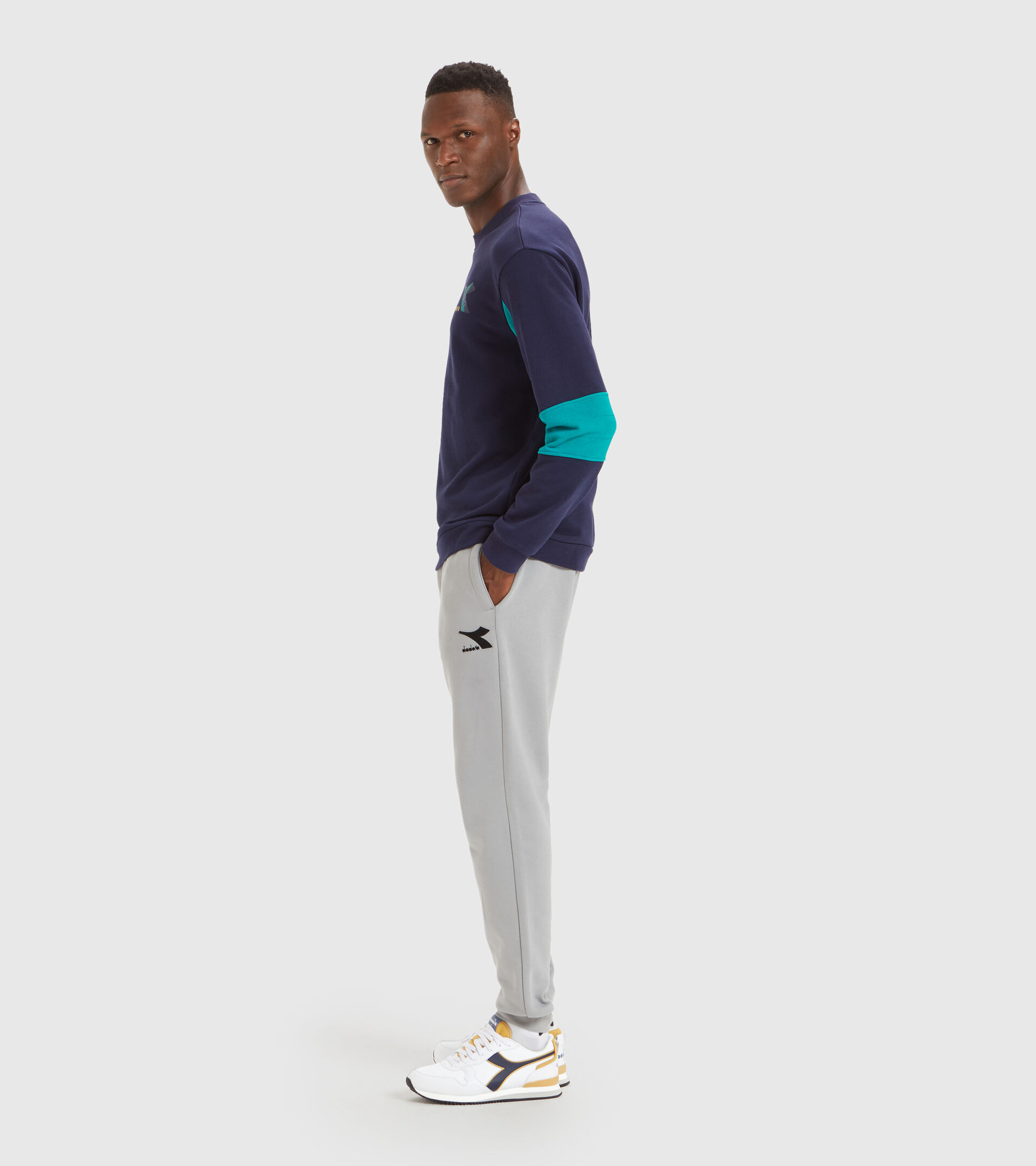 Apparel Sport UOMO SWEATSHIRT CREW SHIELD AZUL CHAQUETON Diadora
