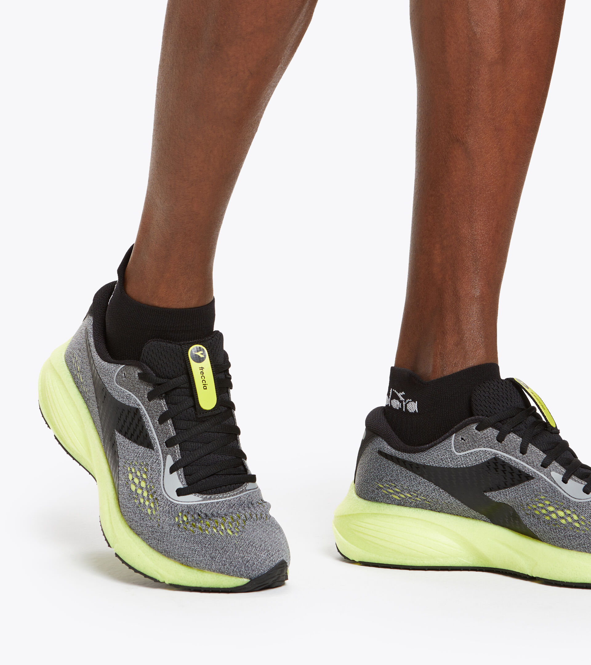 Chaussures de running - Homme FRECCIA GRIS ALLIAGE/NR/SOURCES SULFUR - Diadora