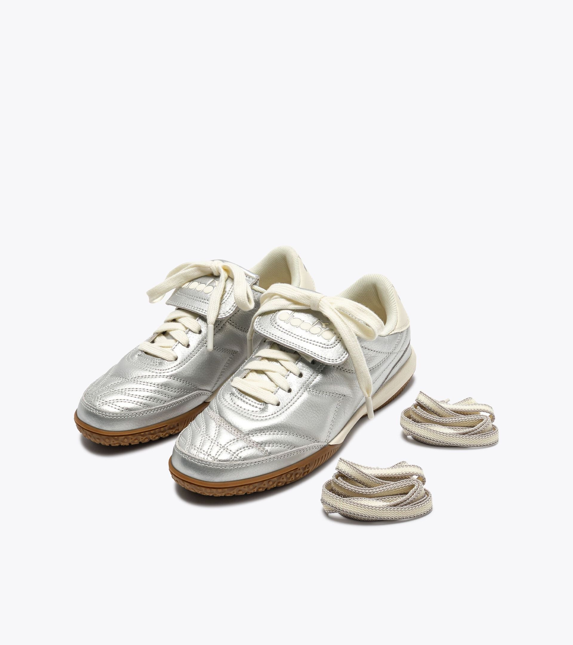 Terrace sneakers in laminated leather - All-gender
 GOLD INDOOR METALLIC SILVER - Diadora