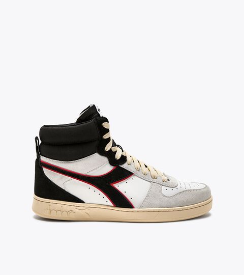 Sporty sneakers - Gender neutral MAGIC BASKET MID SUEDE WHITE/FERRARI RED ITALY - Diadora