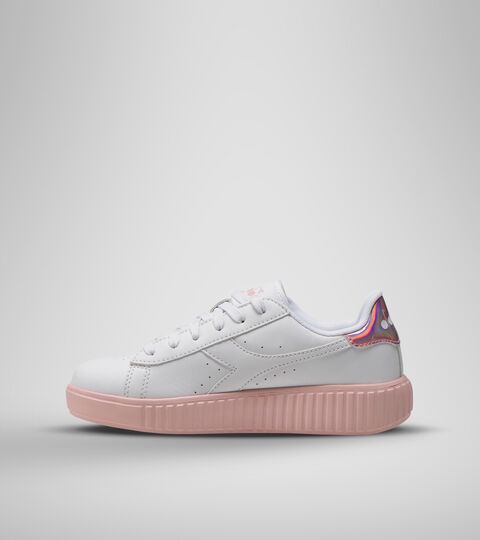 GAME STEP GS, WHITE/PINK PEACHSKIN Sports shoes - Youth 8-16 years GAME STEP GS WHITE/PINK PEACHSKIN - Diadora
