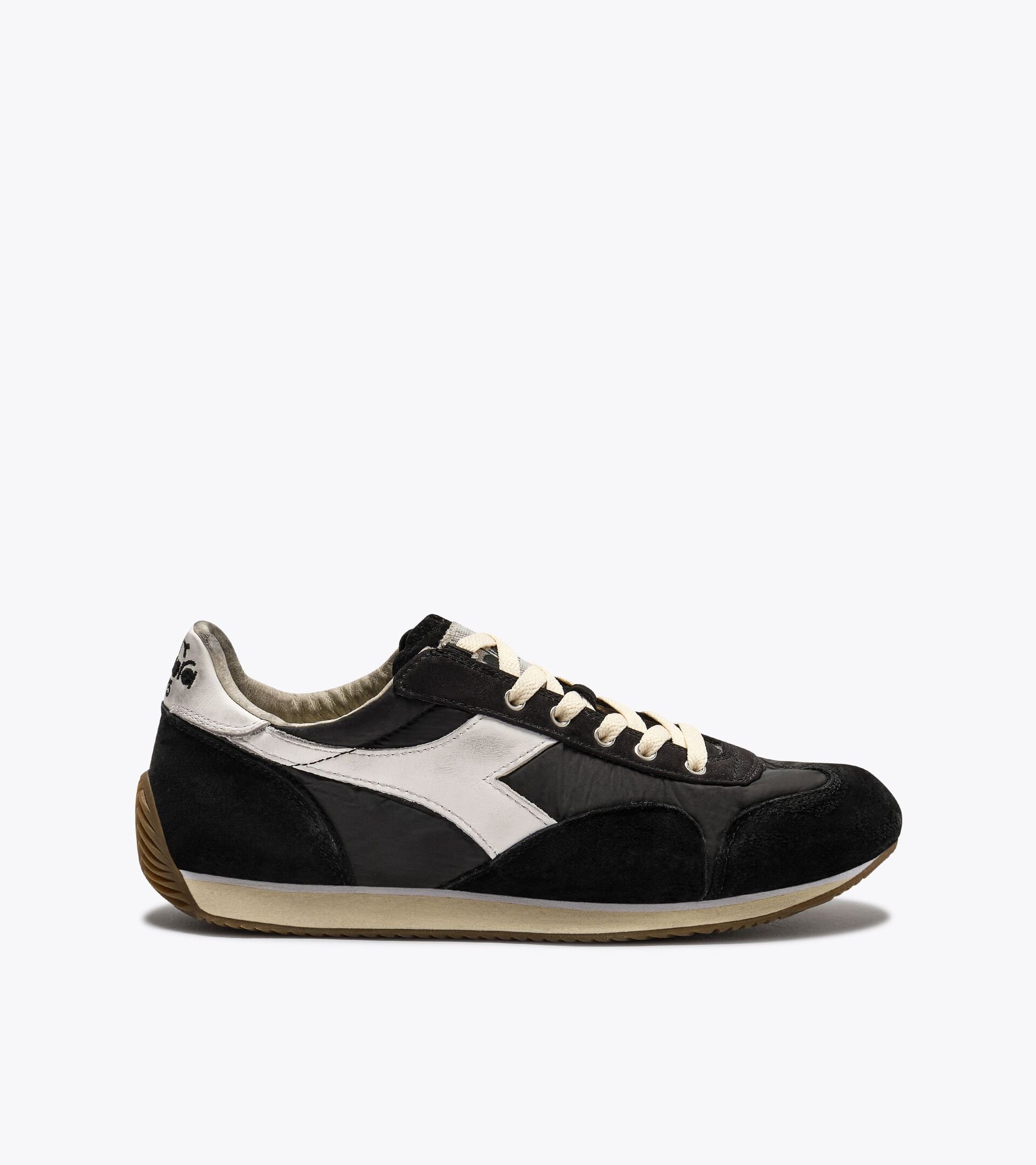 Heritage-Sneaker aus Veloursleder - Alle Geschlechter EQUIPE VELA SW SCHWARZ - Diadora
