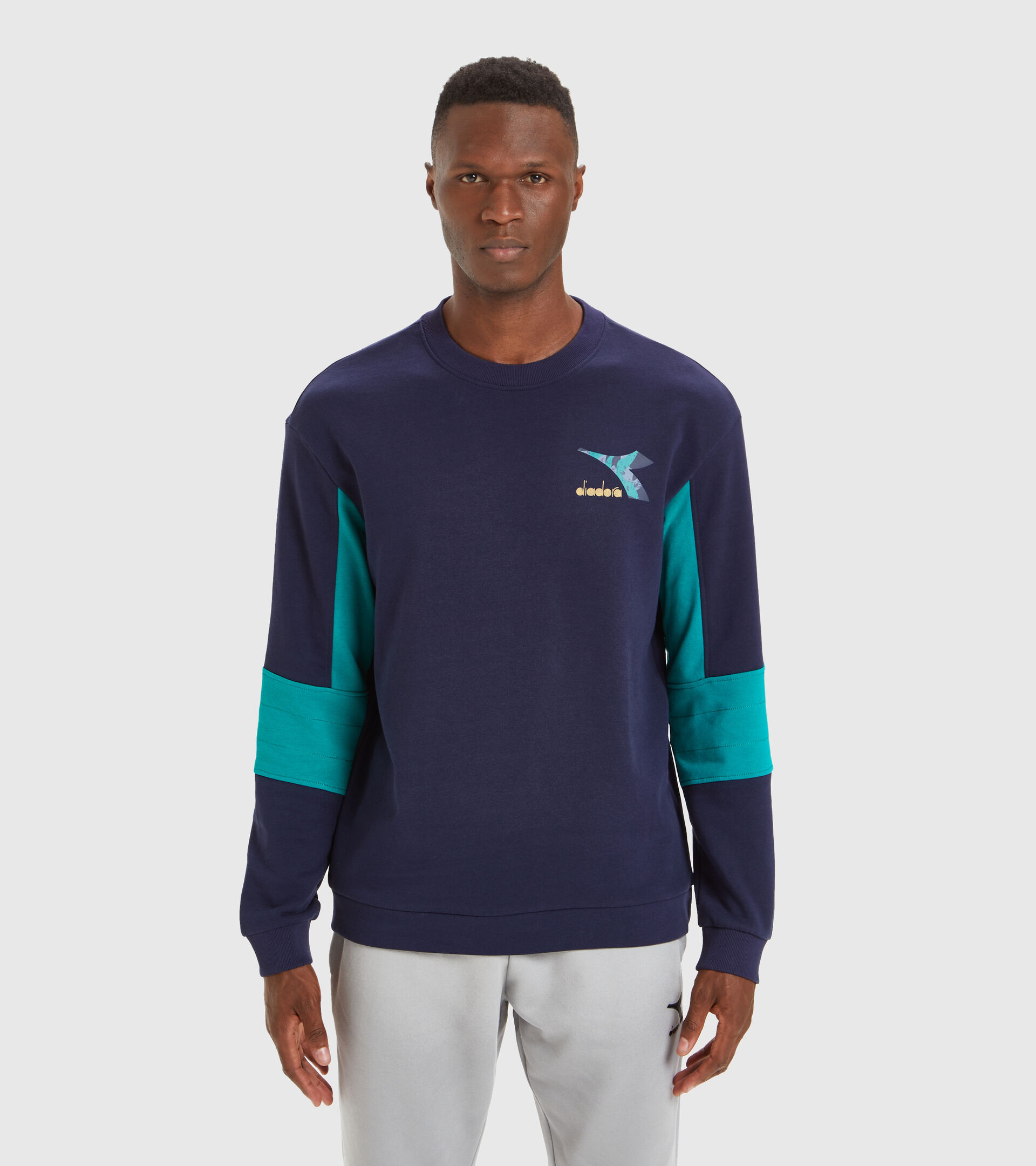 Crew-neck sweatshirt - Men SWEATSHIRT CREW SHIELD CLASSIC NAVY - Diadora