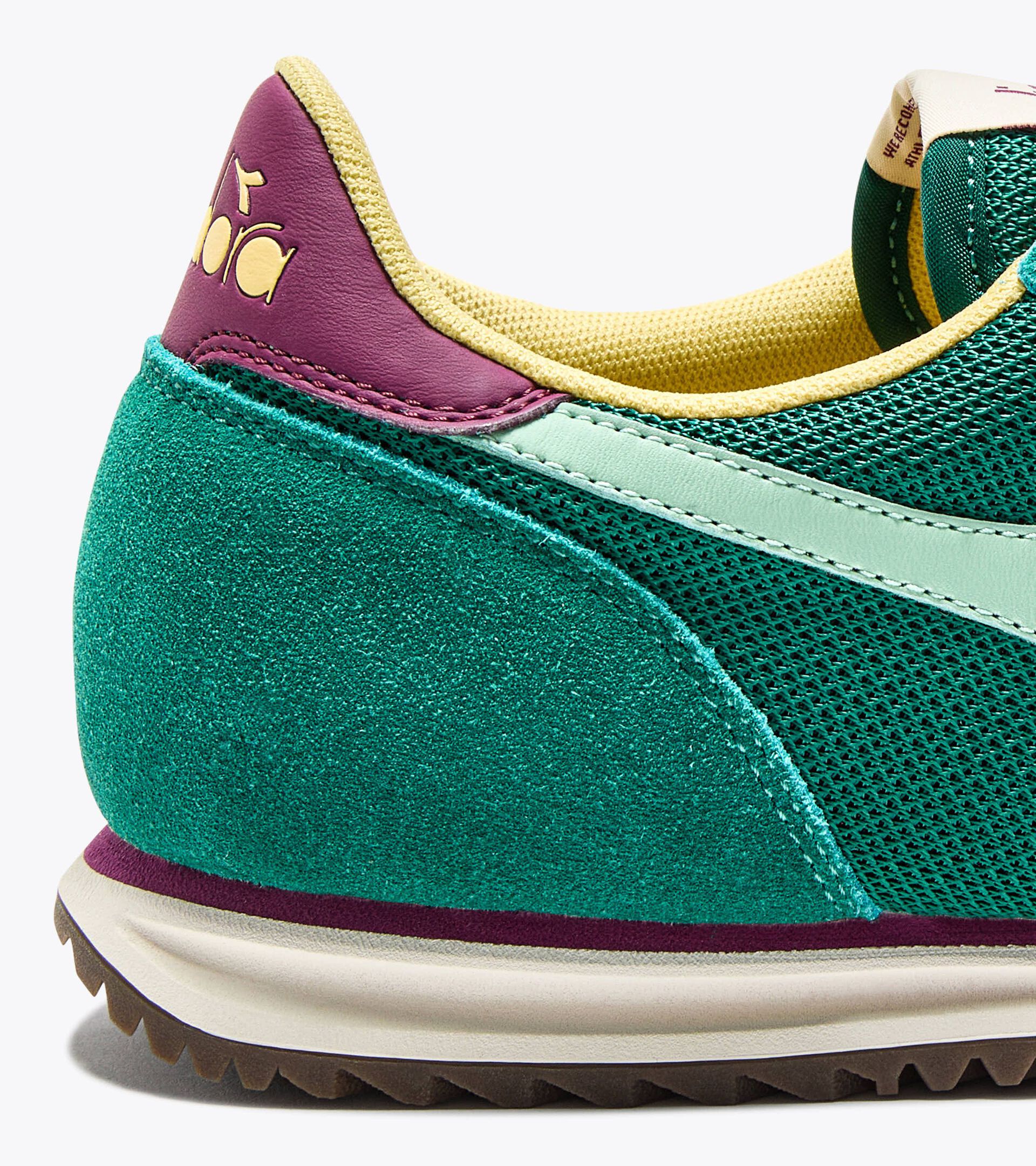 Low-profile suede sneaker - All-gender CROSS BEAR GRASS /GRAYED JADE - Diadora