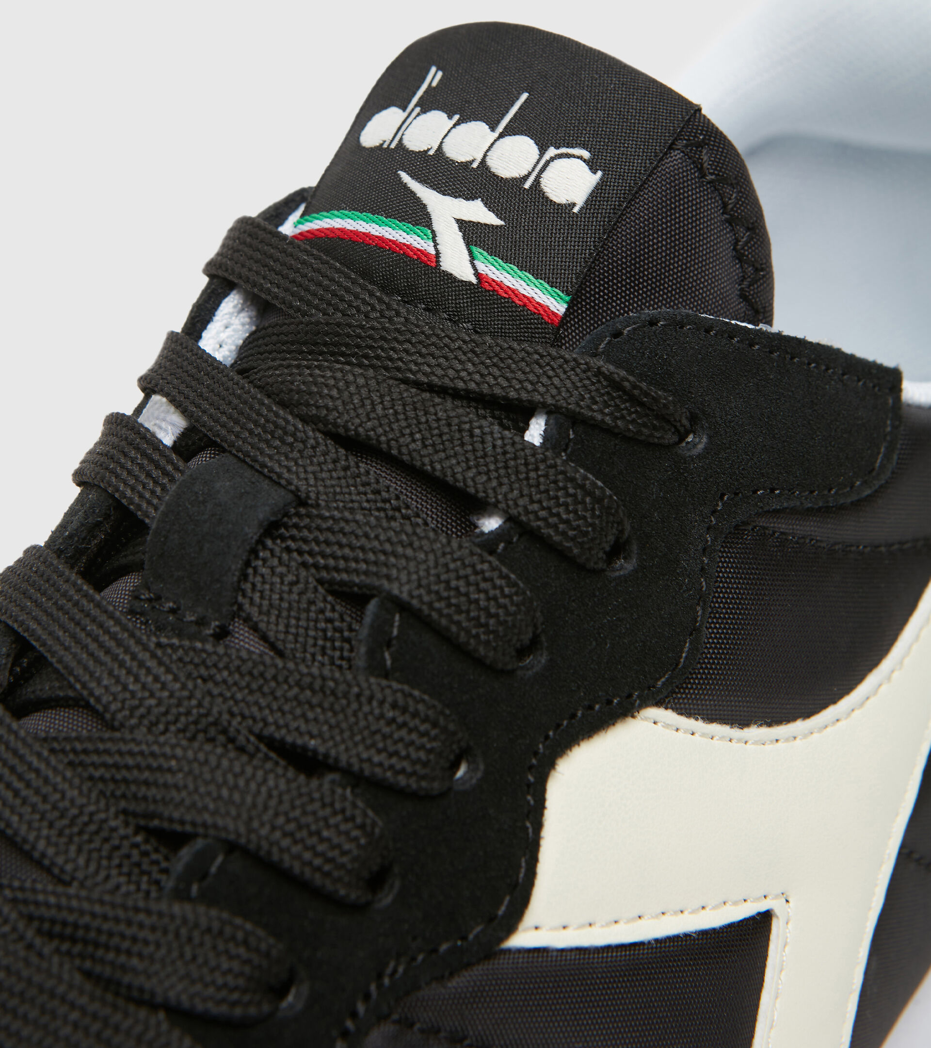 Trainer - Unisex CAMARO BLACK /WHITE - Diadora