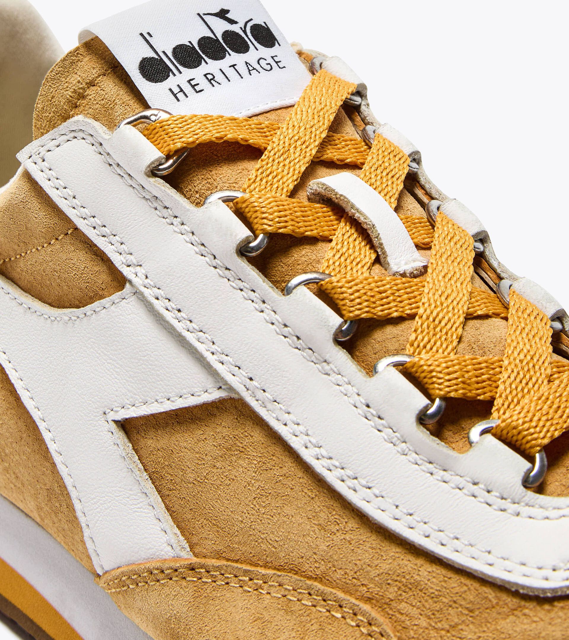 Sneakers Heritage en cuir au profil bas - Pour tous les genres EQUIPE '75 SW JAUNE TOURNESOL - Diadora