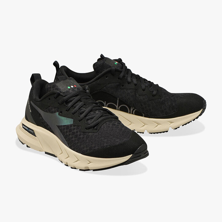 Mythos blushield volo hip Clearance