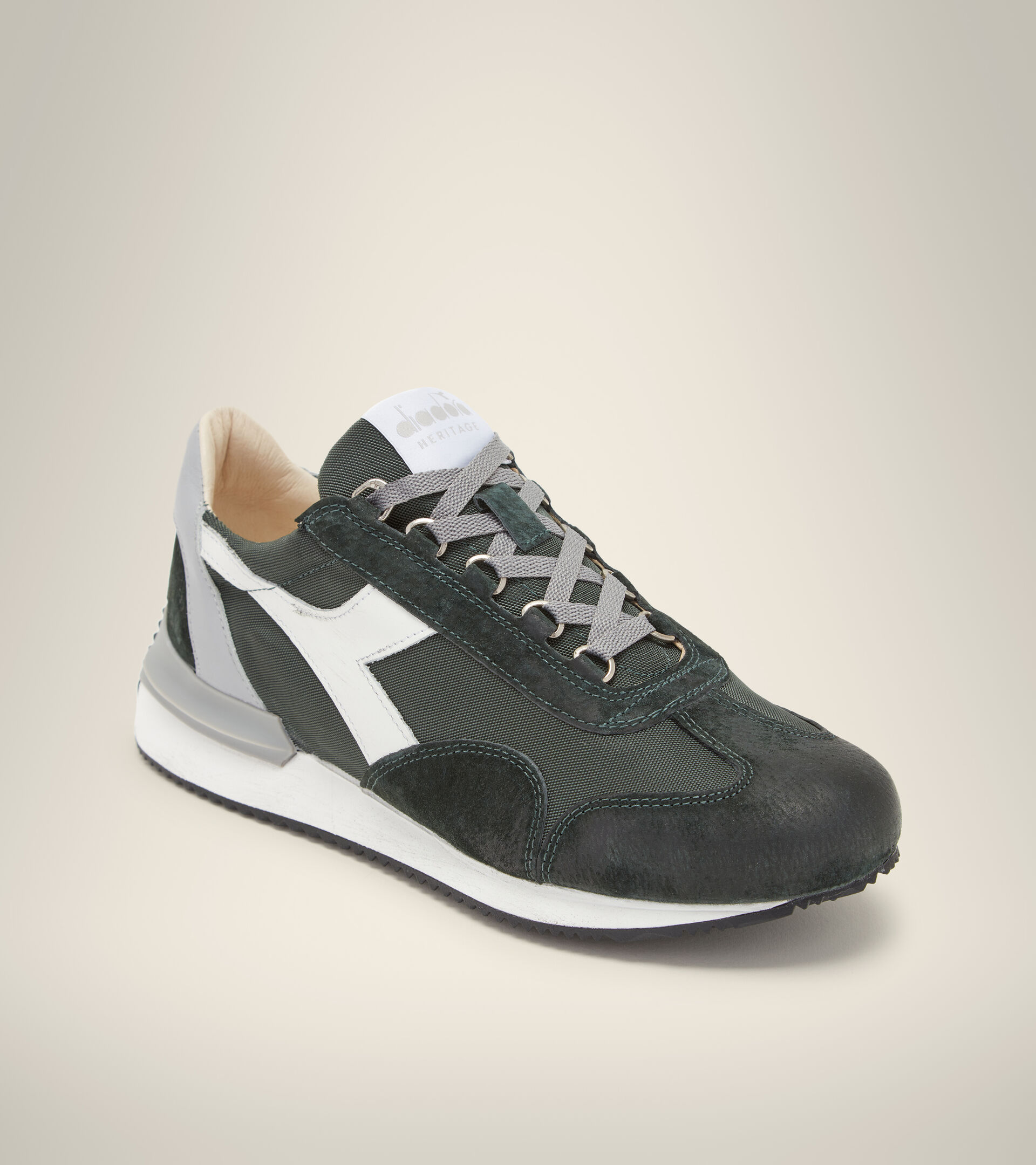 Heritage shoes - Unisex EQUIPE MAD NUBUCK SW GREEN RIFLE - Diadora