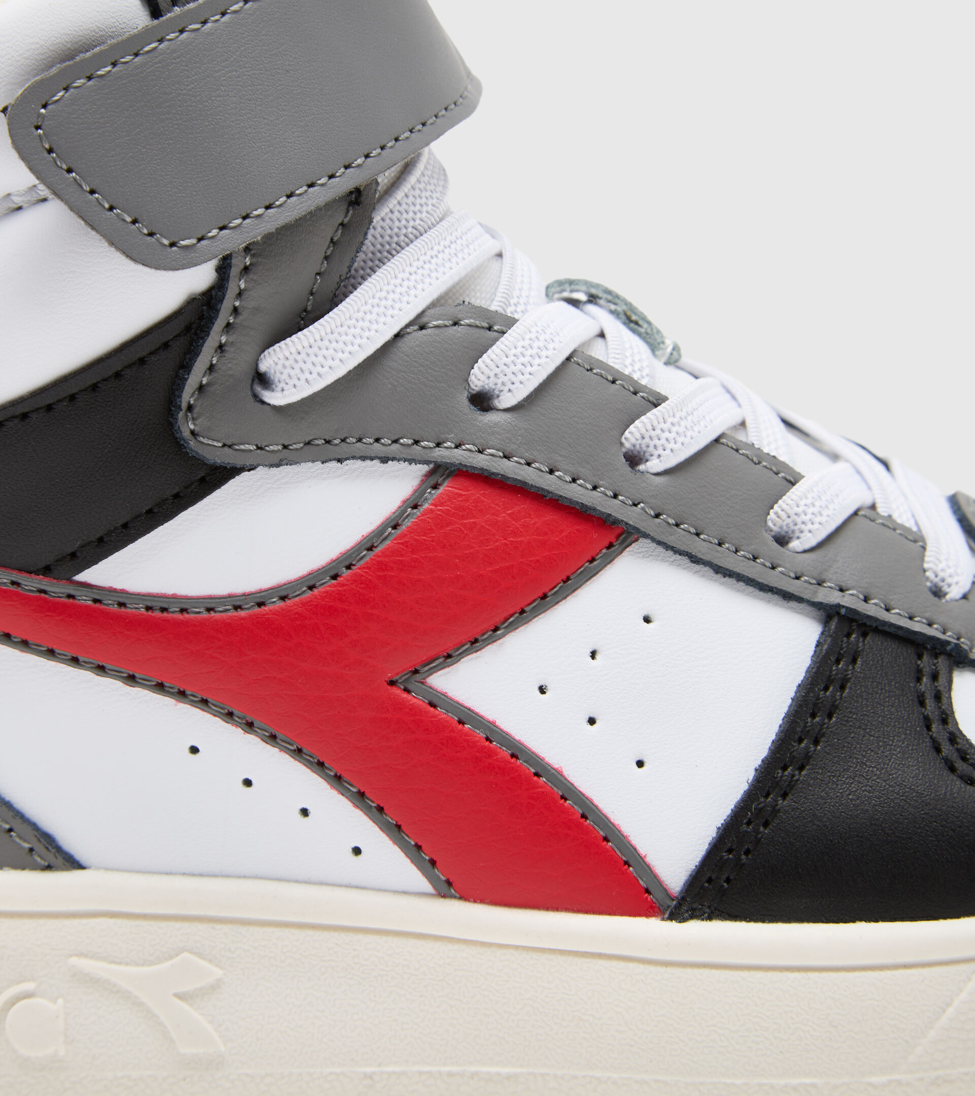 Sports shoes - Kids 4-8 years MAGIC BASKET MID PS WHITE/BLACK/AURORA RED - Diadora