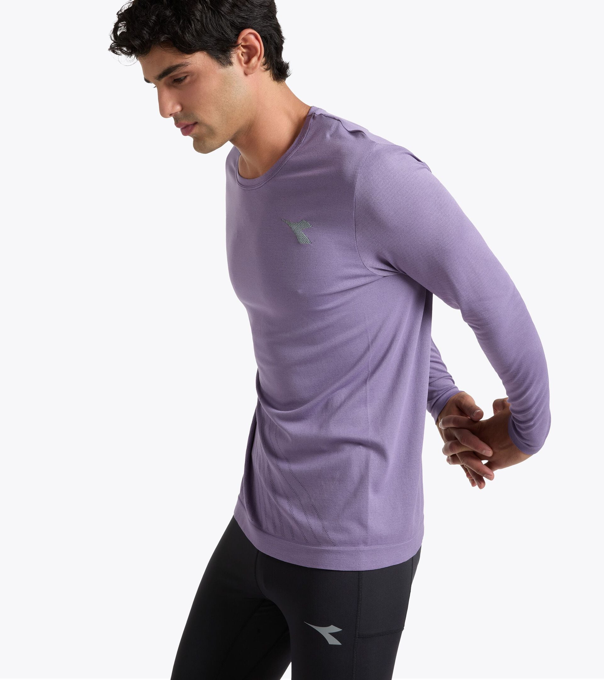 Long-Sleeve Thermoregulating Technical T-shirt - STRATOUNO Running - Men&rsquo;s LS T-SHIRT STRATOUNO VIOLET GRAPE COMPOTE - Diadora