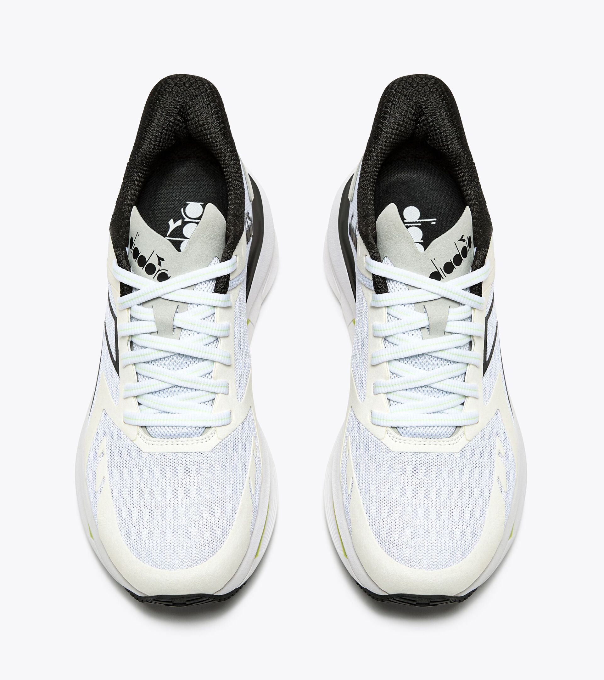 Running shoe - Comfort and stability - Women’s
CELLULA W WHITE/BLACK - Diadora