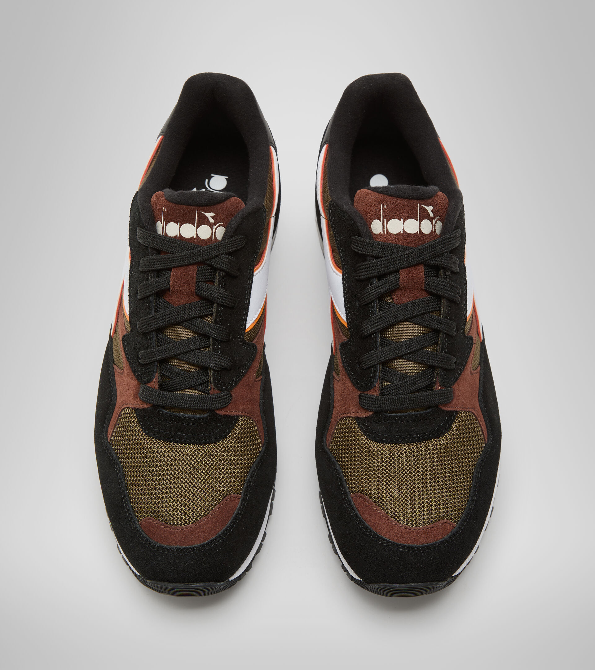 Sports shoes - Unisex N902 BLACK/GREEN BEECH - Diadora
