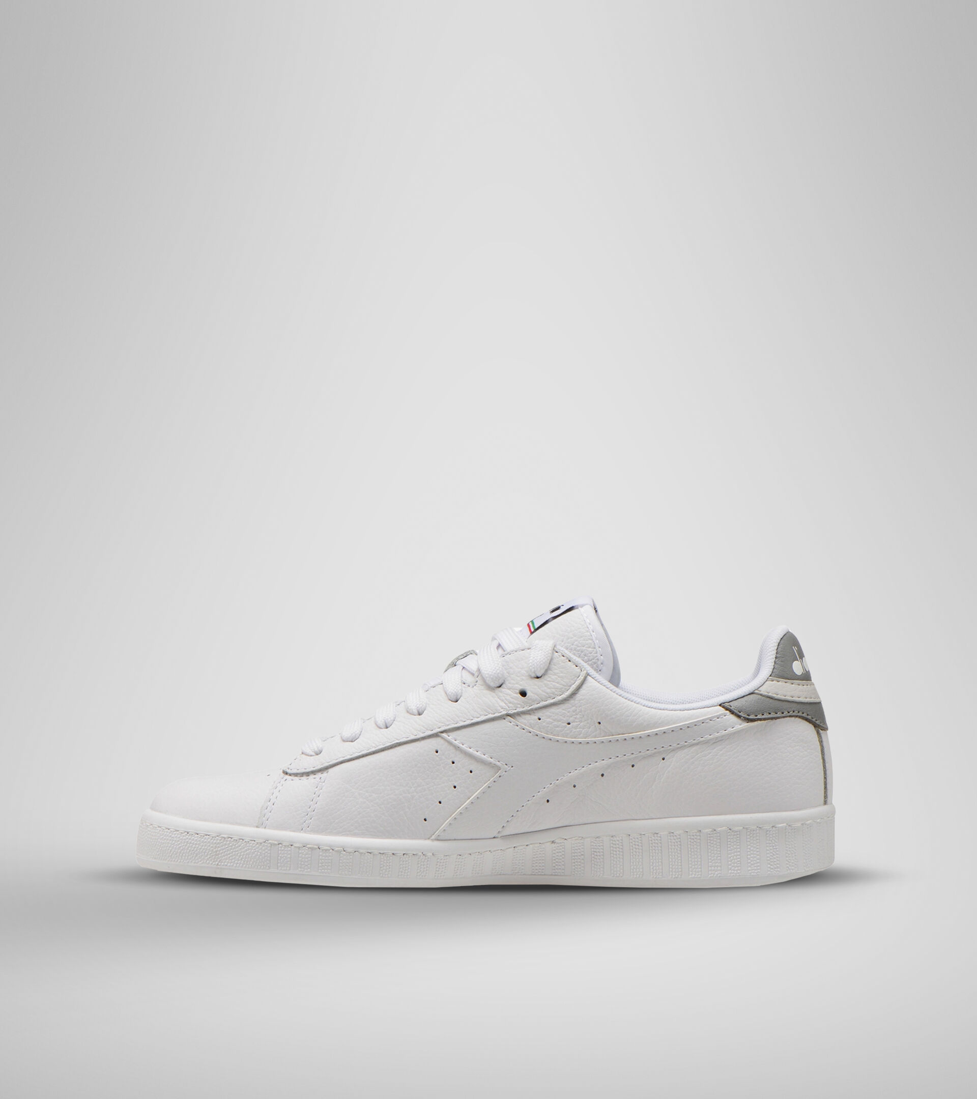 Sports shoe - Unisex GAME L LOW OPTICAL WHITE/GRAY (C3139) - Diadora