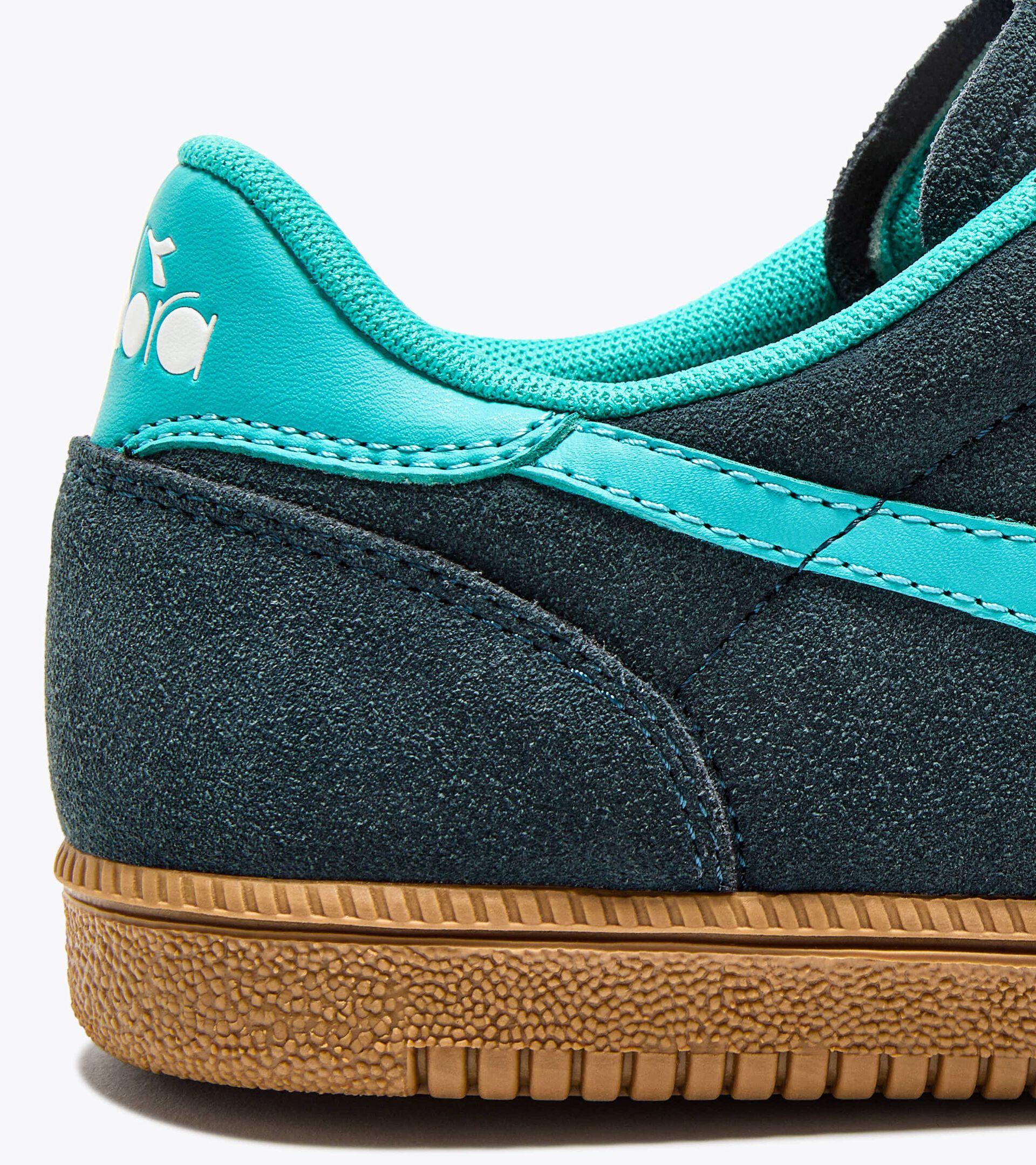 Leather sneakers - All-Gender
TOKYO ICE WATER /DARK CITRON - Diadora