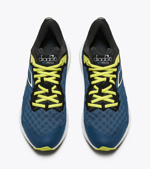 MYTHOS BLUSHIELD VOLO 3, BLUE OPAL/WHT/EVENING PRIMROSE Running shoes - Men MYTHOS BLUSHIELD VOLO 3 BLUE OPAL/WHT/EVENING PRIMROSE - Diadora
