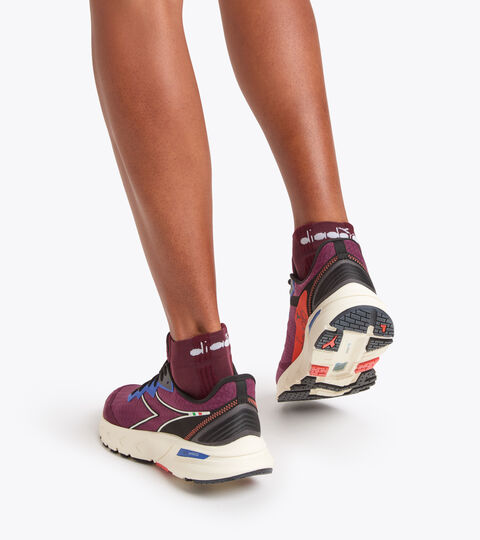 CUSHION QUARTER SOCKS, VIN DE RAISIN Chaussettes de Running - Unisexe CUSHION QUARTER SOCKS VIN DE RAISIN - Diadora