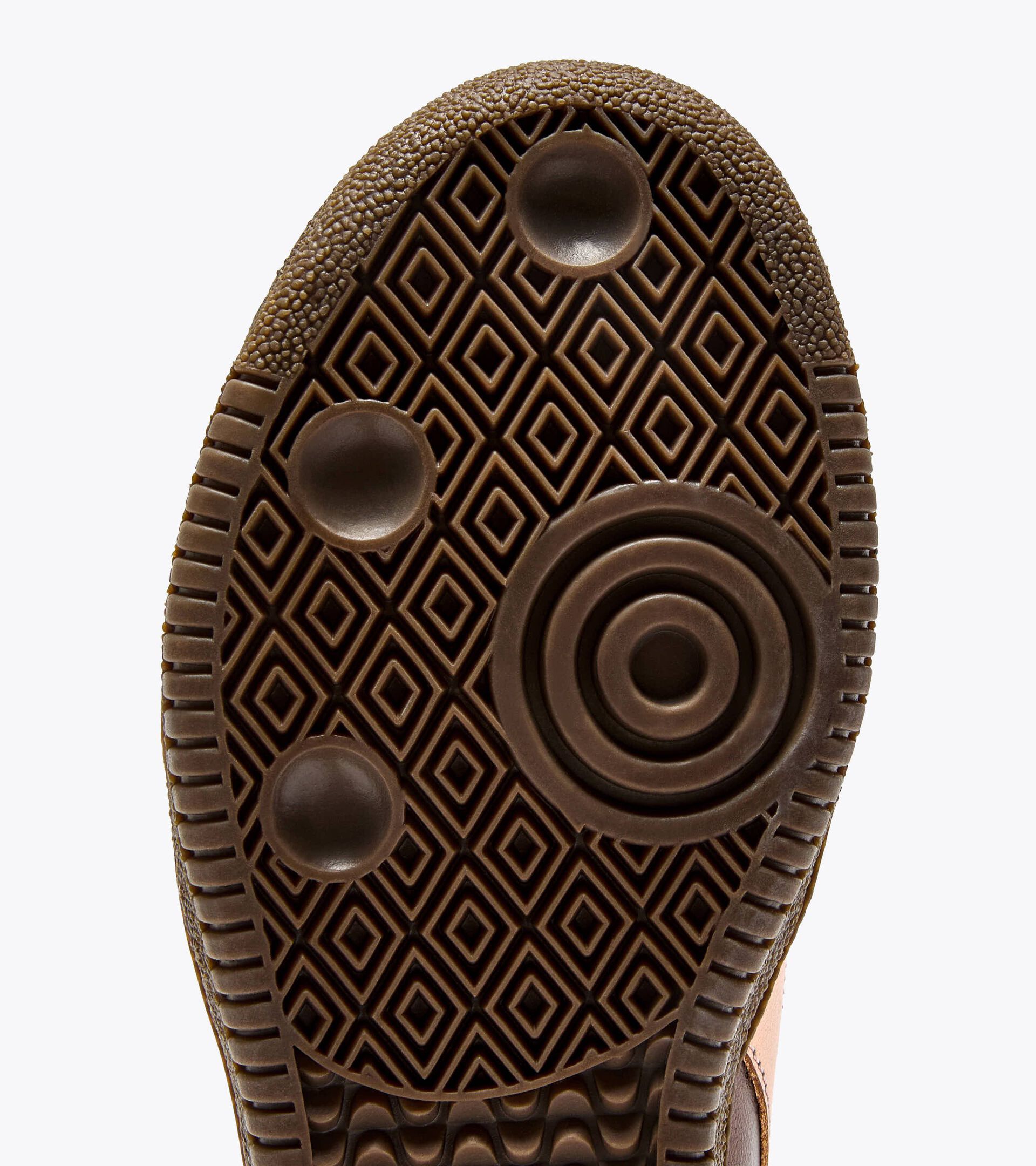 Sneakers en cuir métallisé - Pour tous les genres
TRAINER METALIZED CHOCOLAT DECADENTE - Diadora