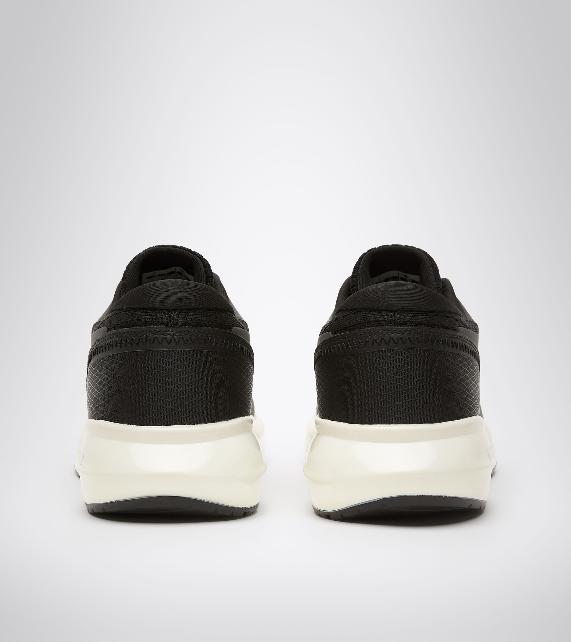 Chaussures de running - Homme MYTHOS MDS 2 NOIR/BLANC (C7406) - Diadora