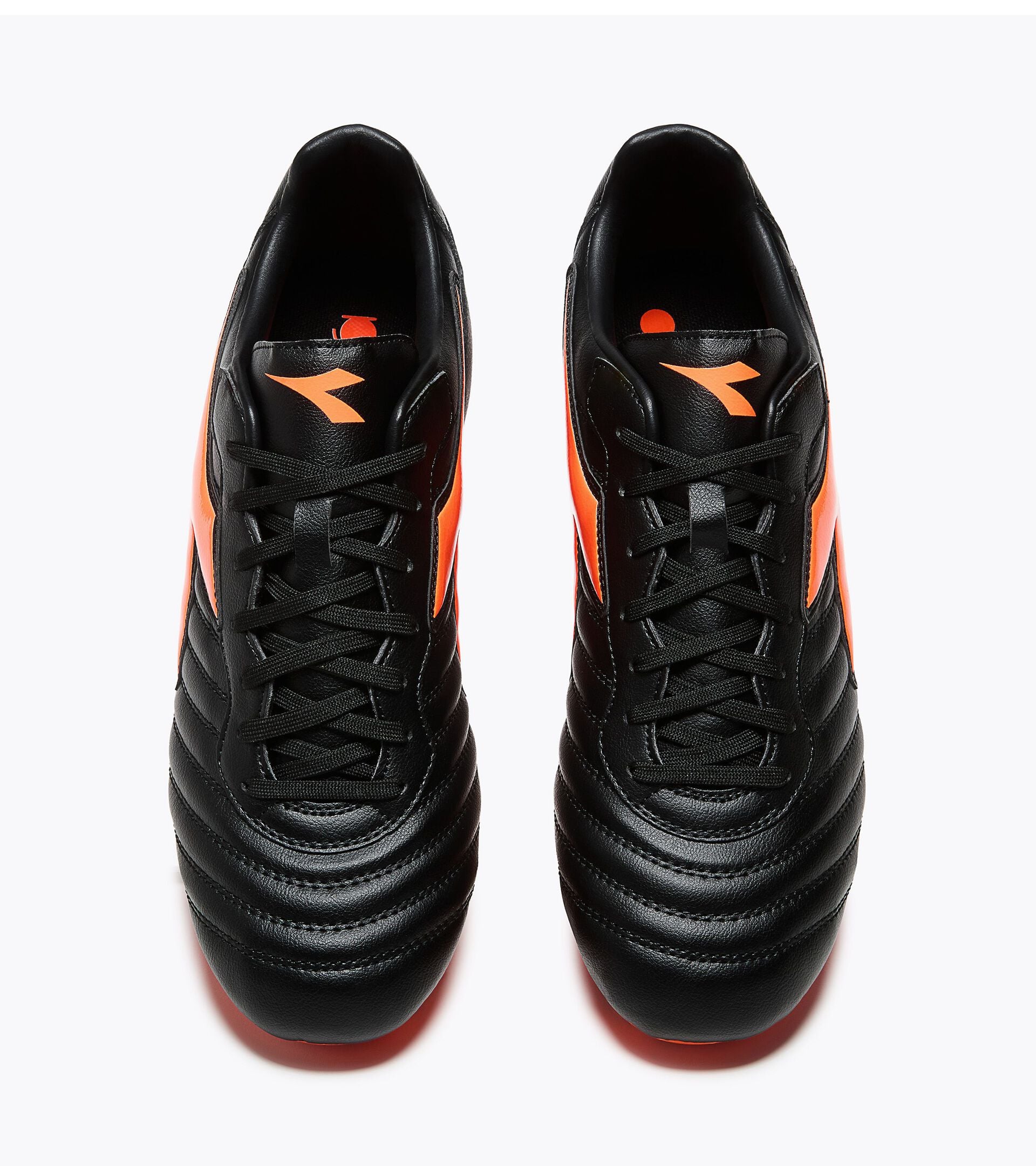 Chaussures de football pour terrains compacts - Homme BRASIL CLUB FG NERO/ROSSO FLUO - Diadora