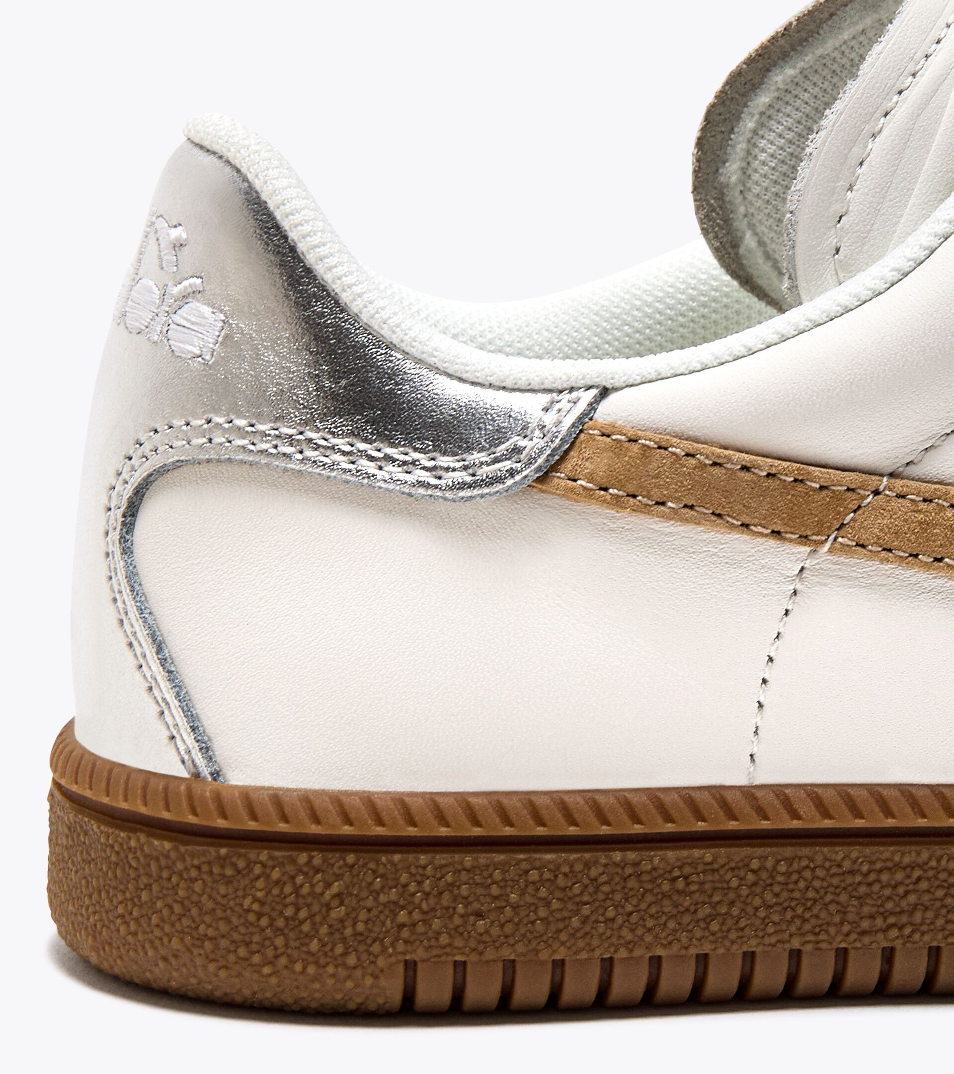 Leather sneakers - All-Gender TRAINER METAL WHITE/CROISSANT - Diadora