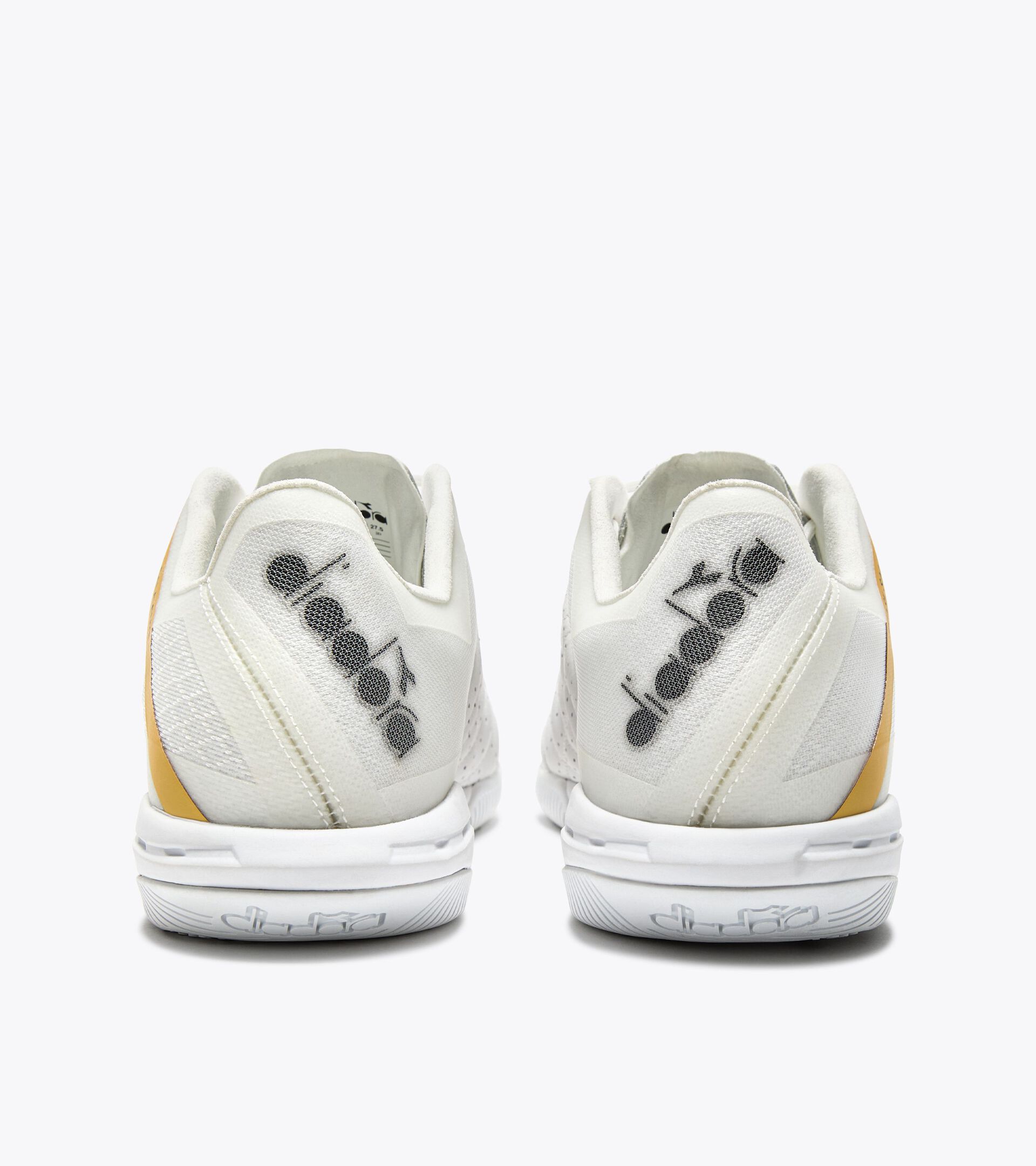 Bota de fútbol sala - Suela específica para superficies de interior o parqué - Hombre
 BRASIL SALA ELITE ID WHITE/BLACK/METALLIC GOLD - Diadora
