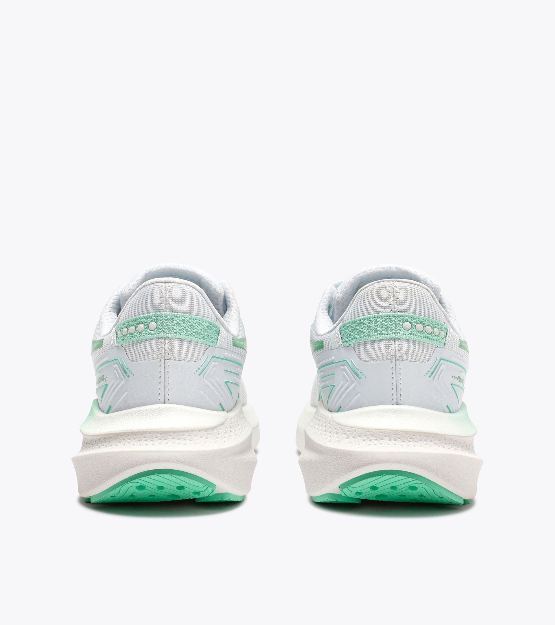 Running shoe - Stability and protection - Women&rsquo;s MYTHOS BLUSHIELD VIGORE V W WHITE /CABBAGE - Diadora