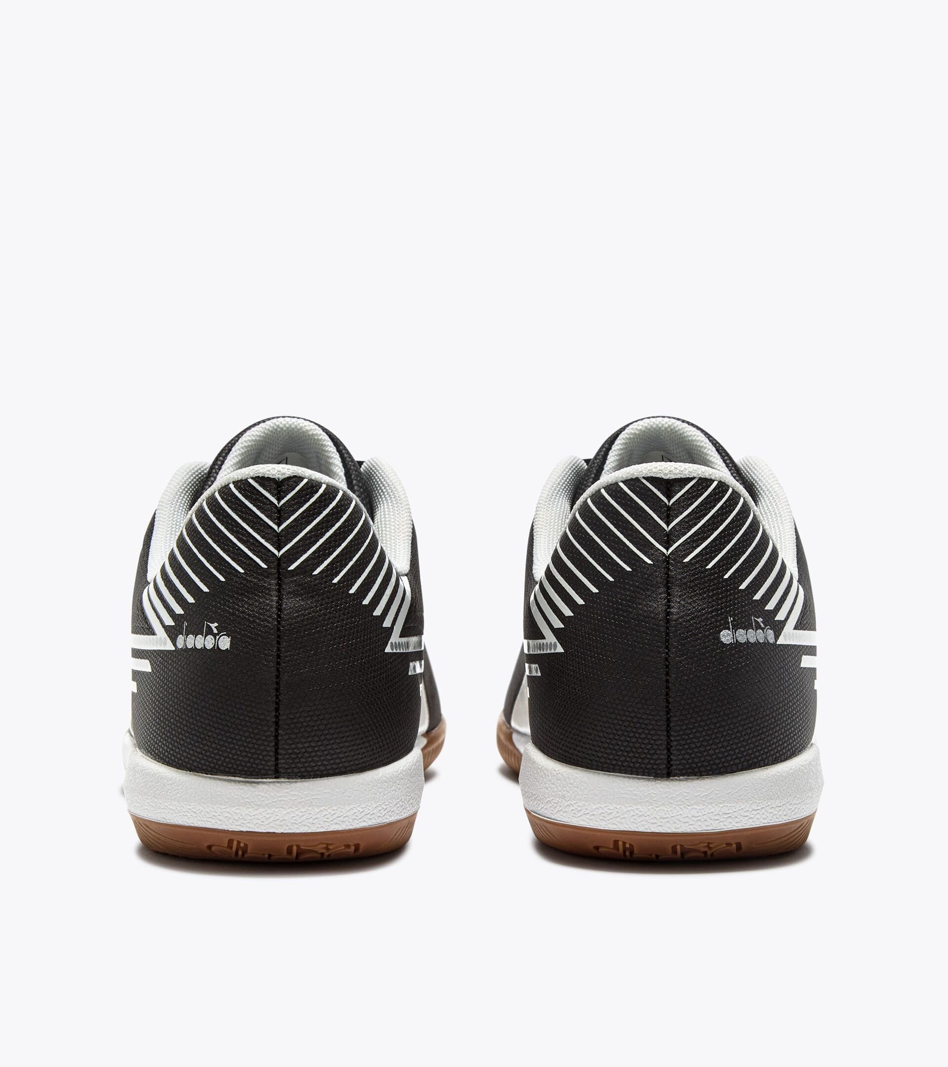 Indoor court calcio boots - Men’s PICHICHI 8 IDR BLACK /WHITE - Diadora