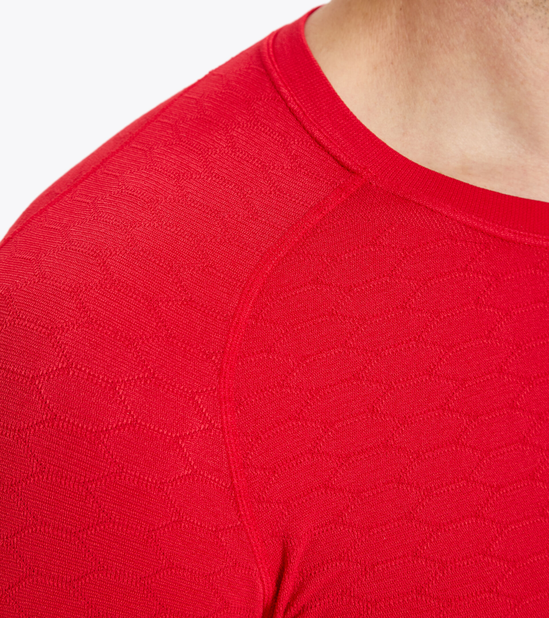 Long-sleeved training t-shirt - Men LS T-SHIRT ACT LYCHEE - Diadora