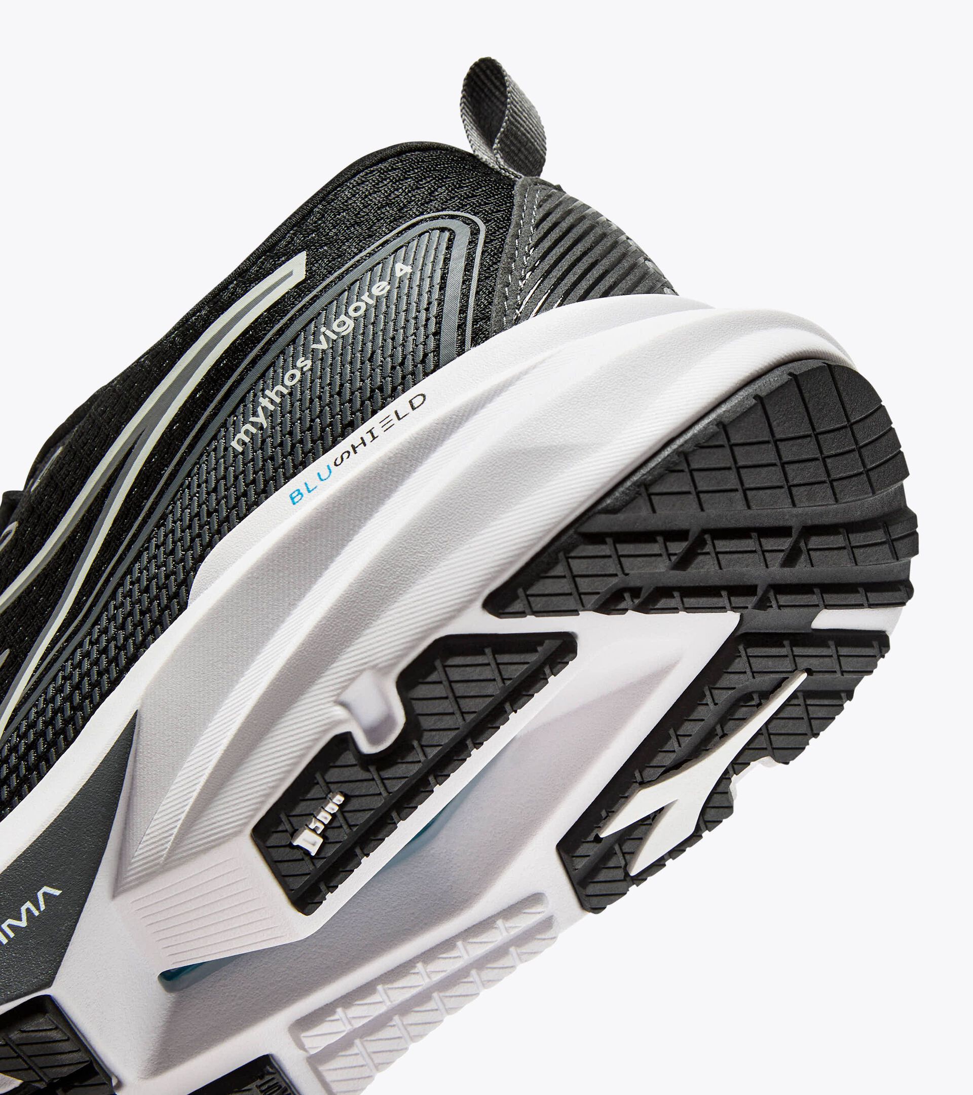 Zapatilla de running - Estabilidad y protección - Hombre MYTHOS BLUSHIELD VIGORE 4 NEGRO/GRIS ACERO - Diadora