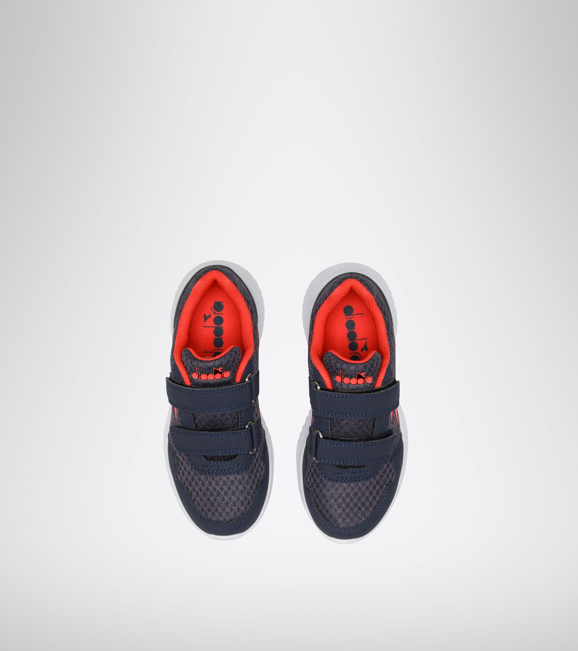 Footwear Sport BAMBINO ROBIN 2 JR V AZUL/ROJO (C7356) Diadora