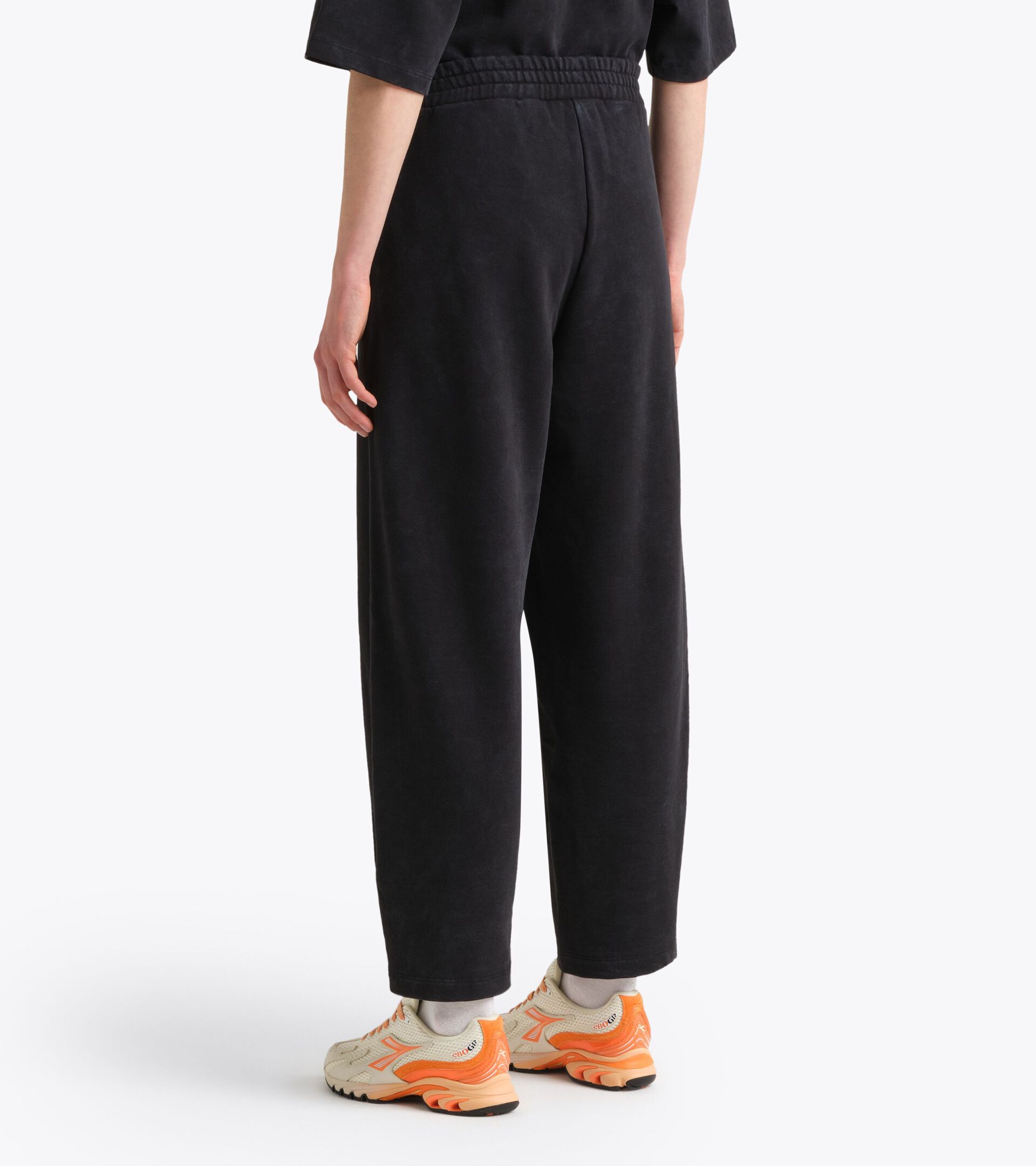 Pantal&oacute;n jogger estilo retro - Corte slim - Mujer
 L. JOGGER PANTS AVENUE LAB ANTRACITA - Diadora