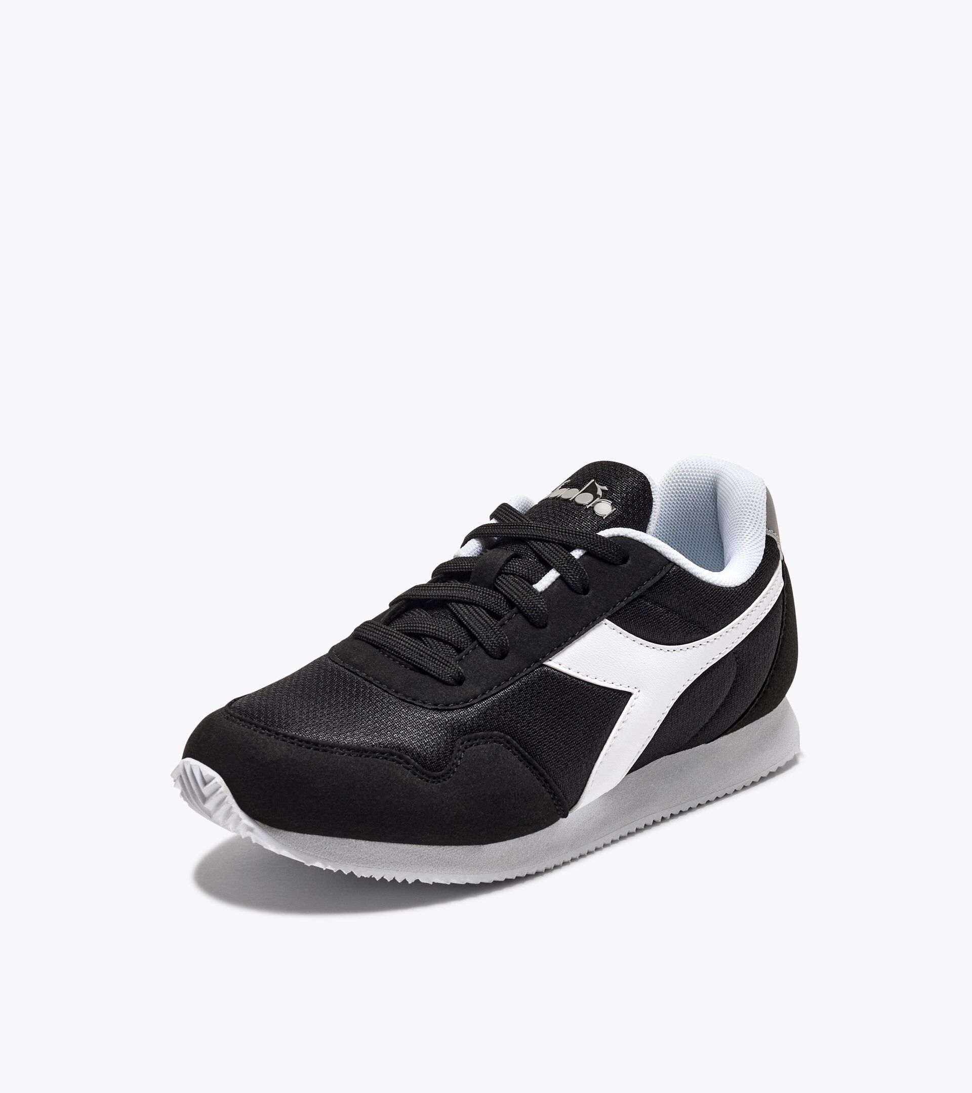 Sports shoes - Youth 8-16 years
SIMPLE RUN GS BLACK - Diadora