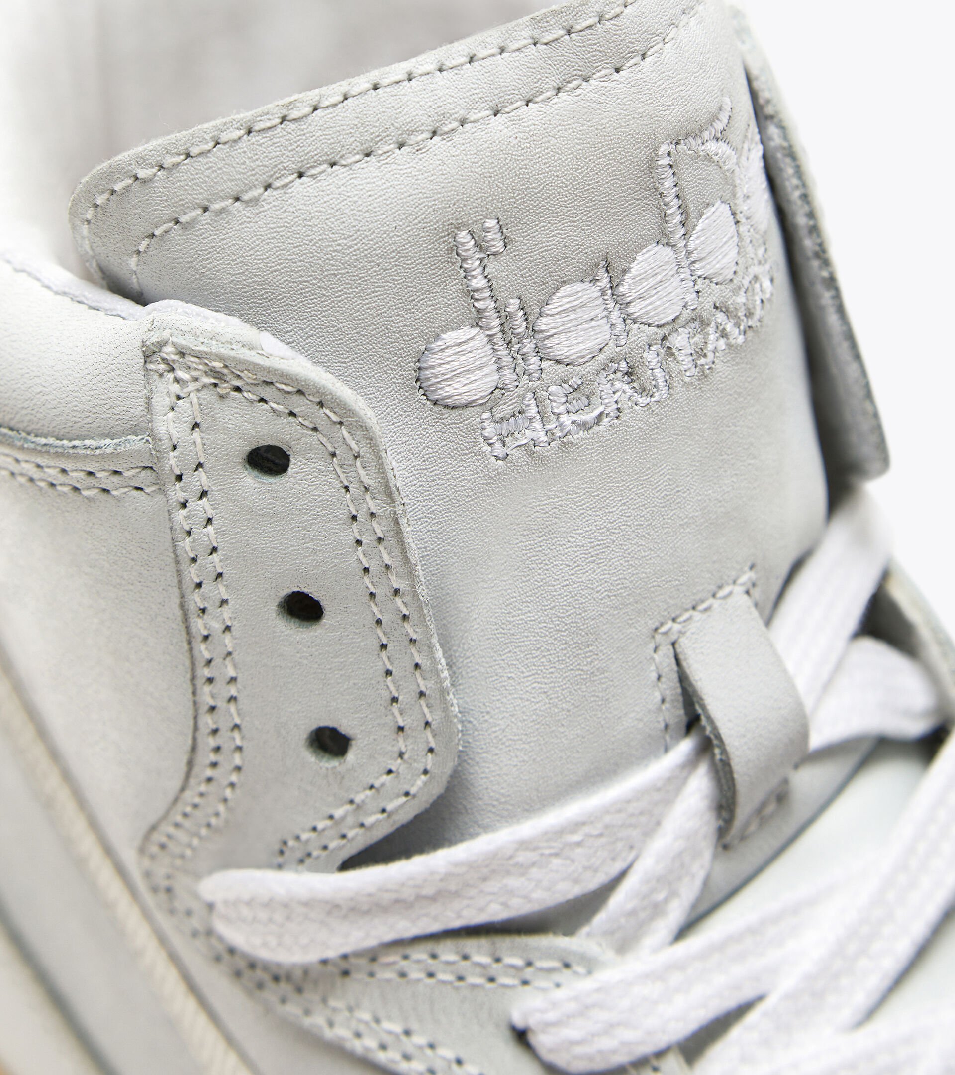Heritage shoes - Unisex MI BASKET USED WHITE /WHITE - Diadora